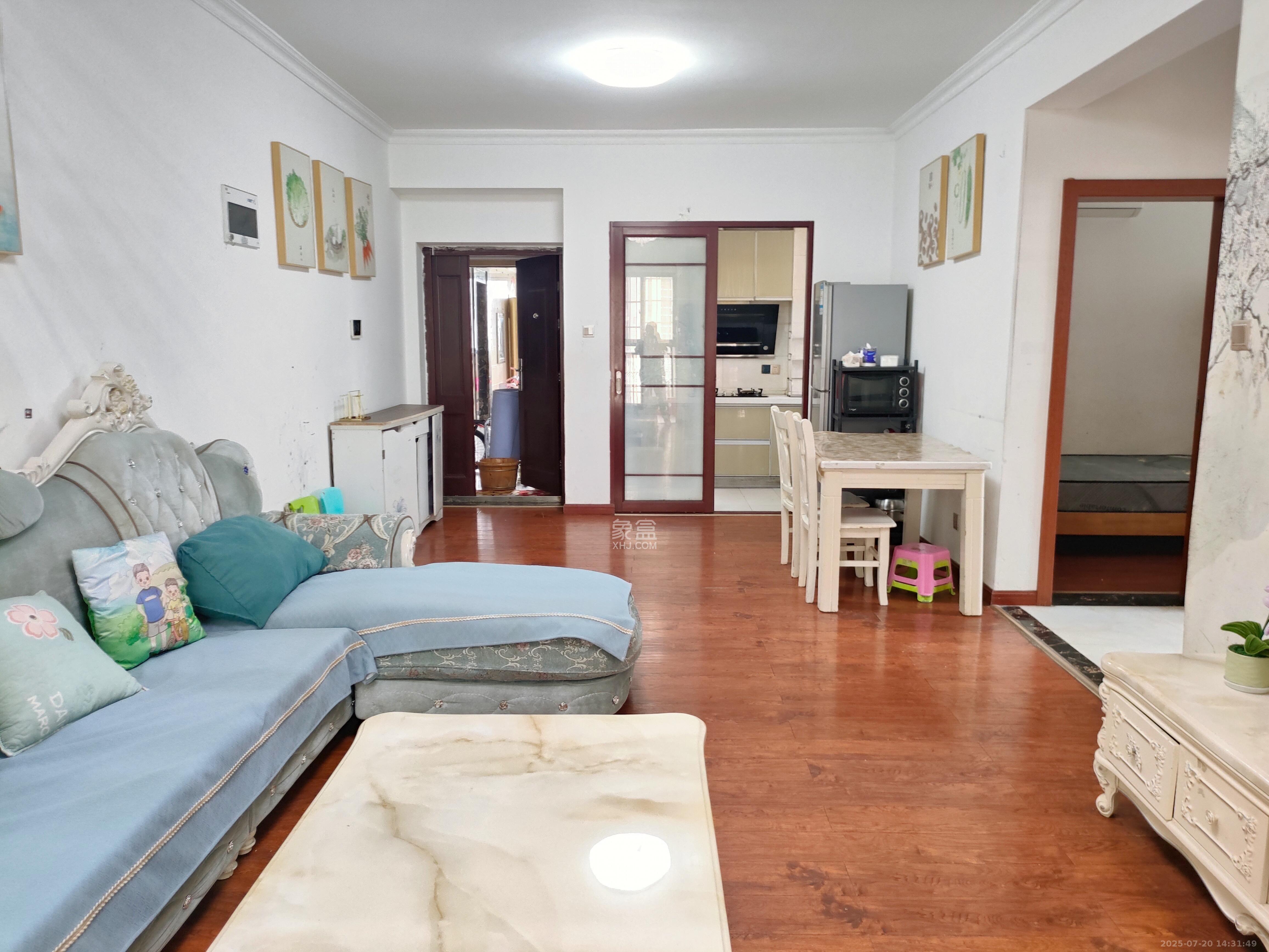 乾城(兴旺乾城) 3室2厅1卫 2100.0元/月 乾城(兴旺乾城) 3室2厅1卫 2100.0元/月室内图