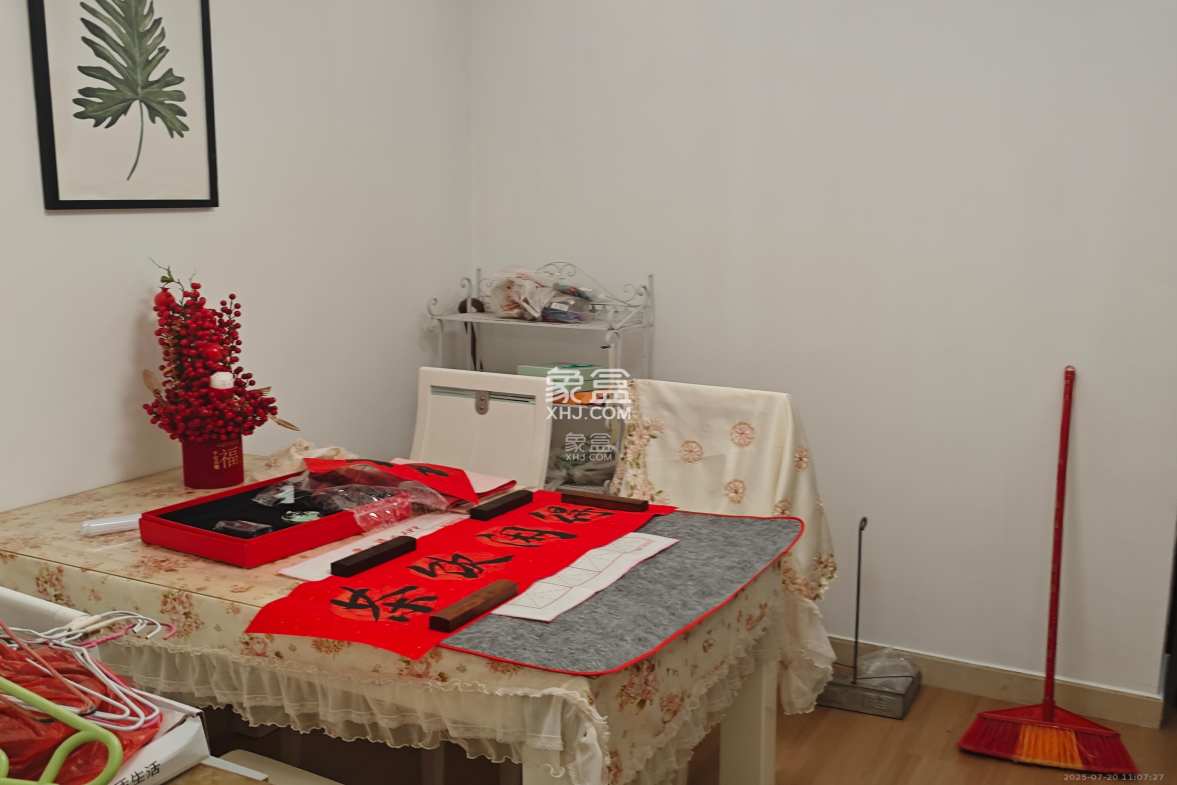 盛世康城  2室2厅1卫    2400.0元/月 盛世康城  2室2厅1卫    2400.0元/月室内图