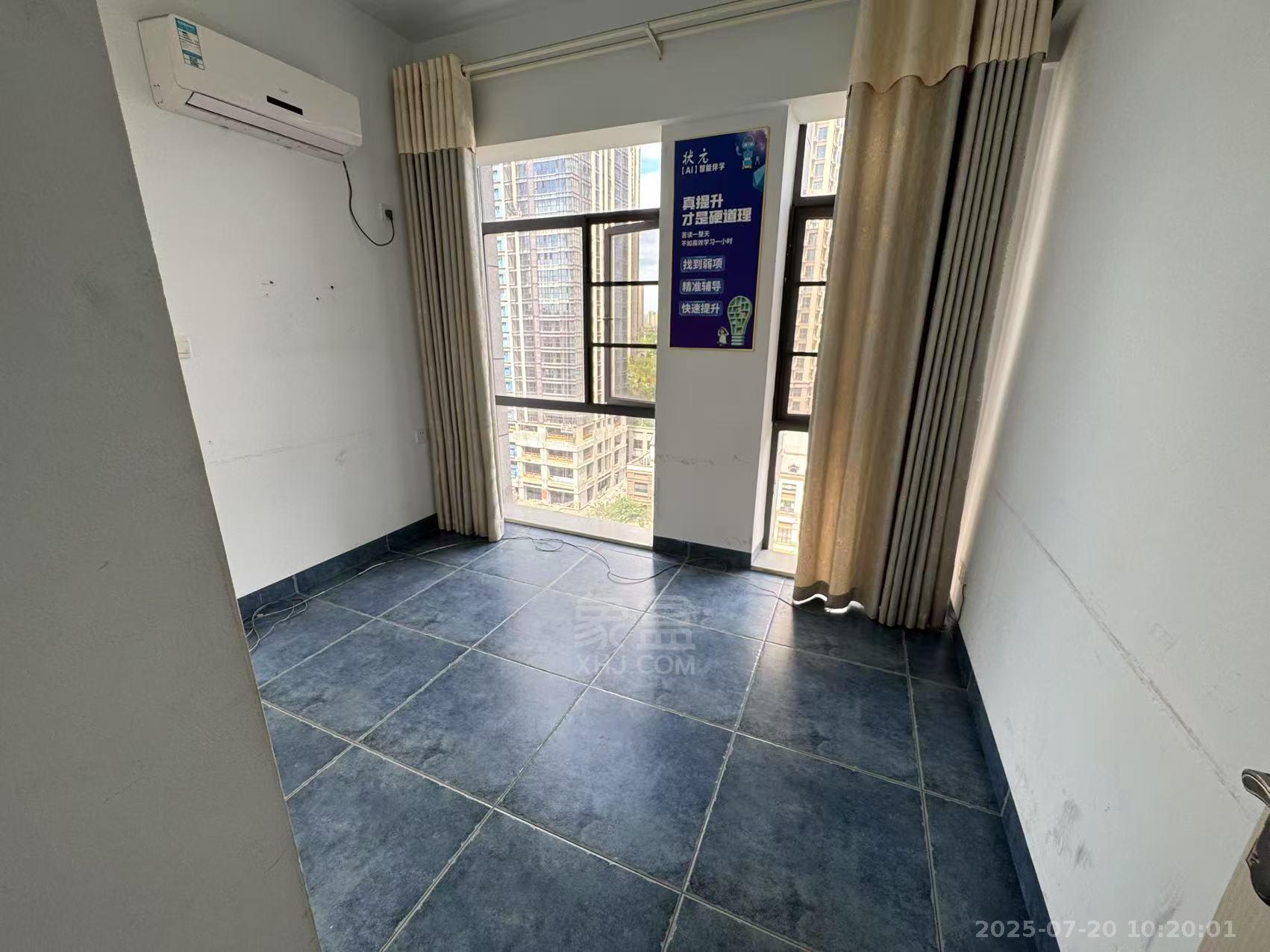 流金岁月-华晨国际 2室2厅1卫 1600.0元/月 流金岁月-华晨国际 2室2厅1卫 1600.0元/月室内图