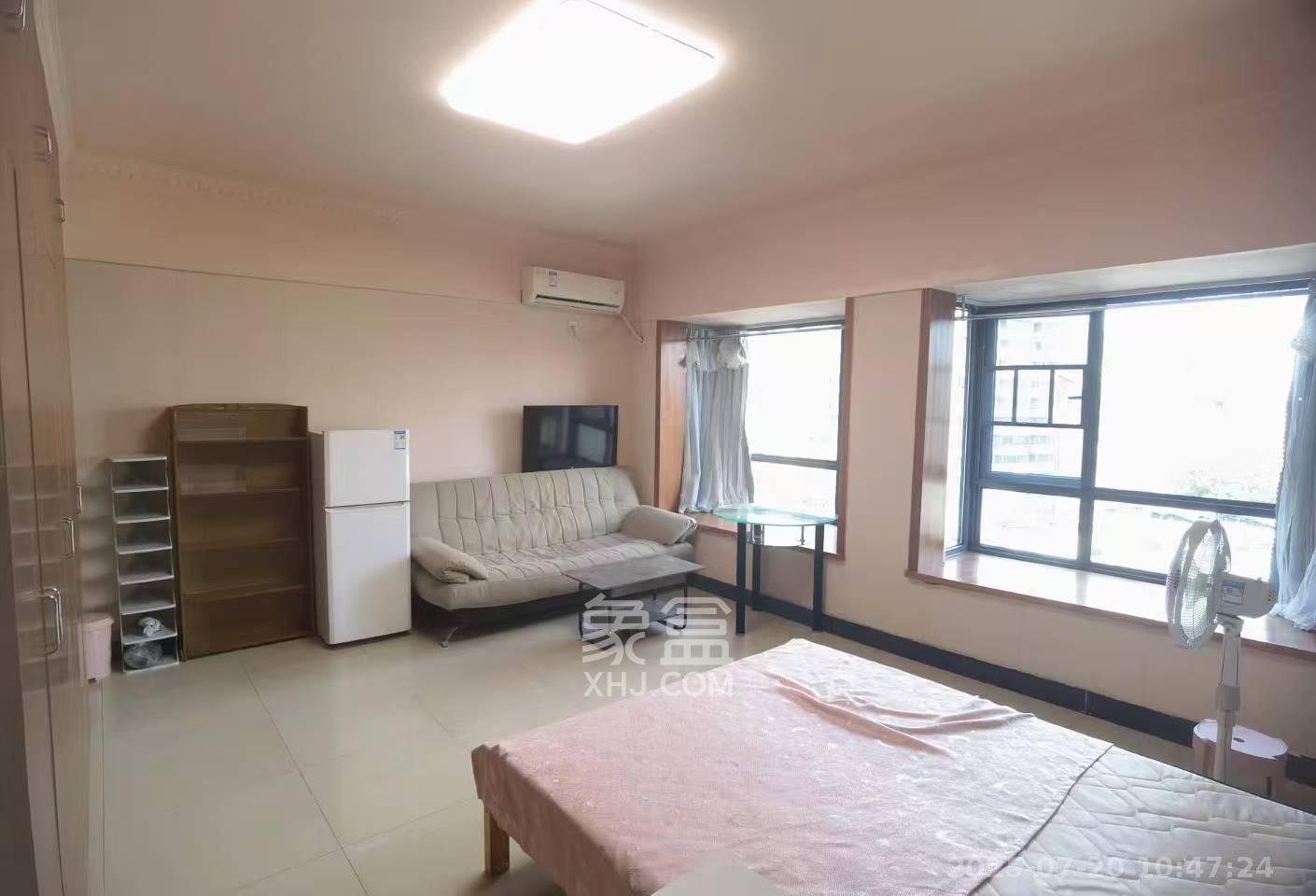 西罗亚大厦  1室1厅1卫    2000.0元/月室内图