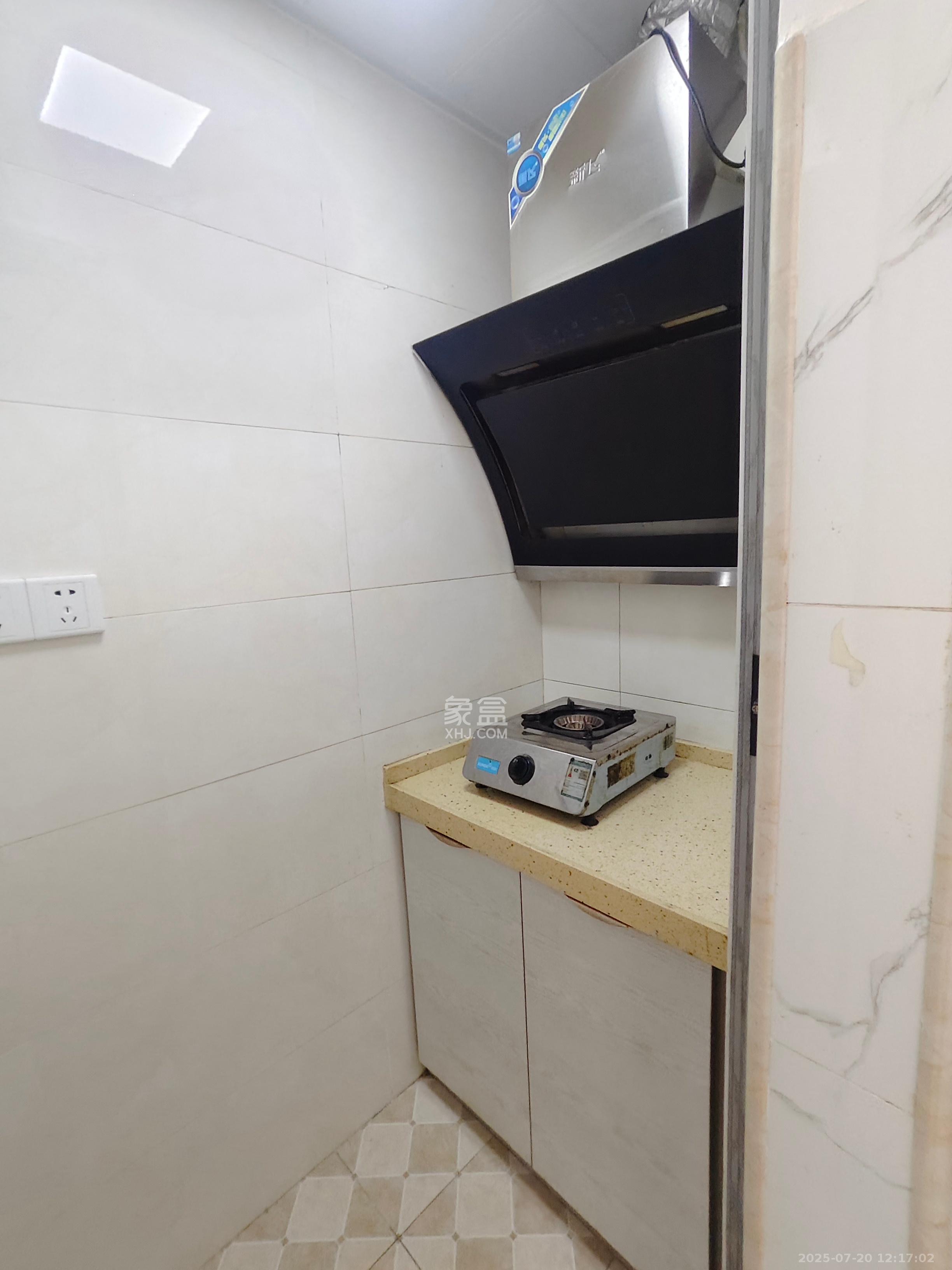 和康园小区 2室1厅1卫 1400.0元/月 和康园小区 2室1厅1卫 1400.0元/月室内图