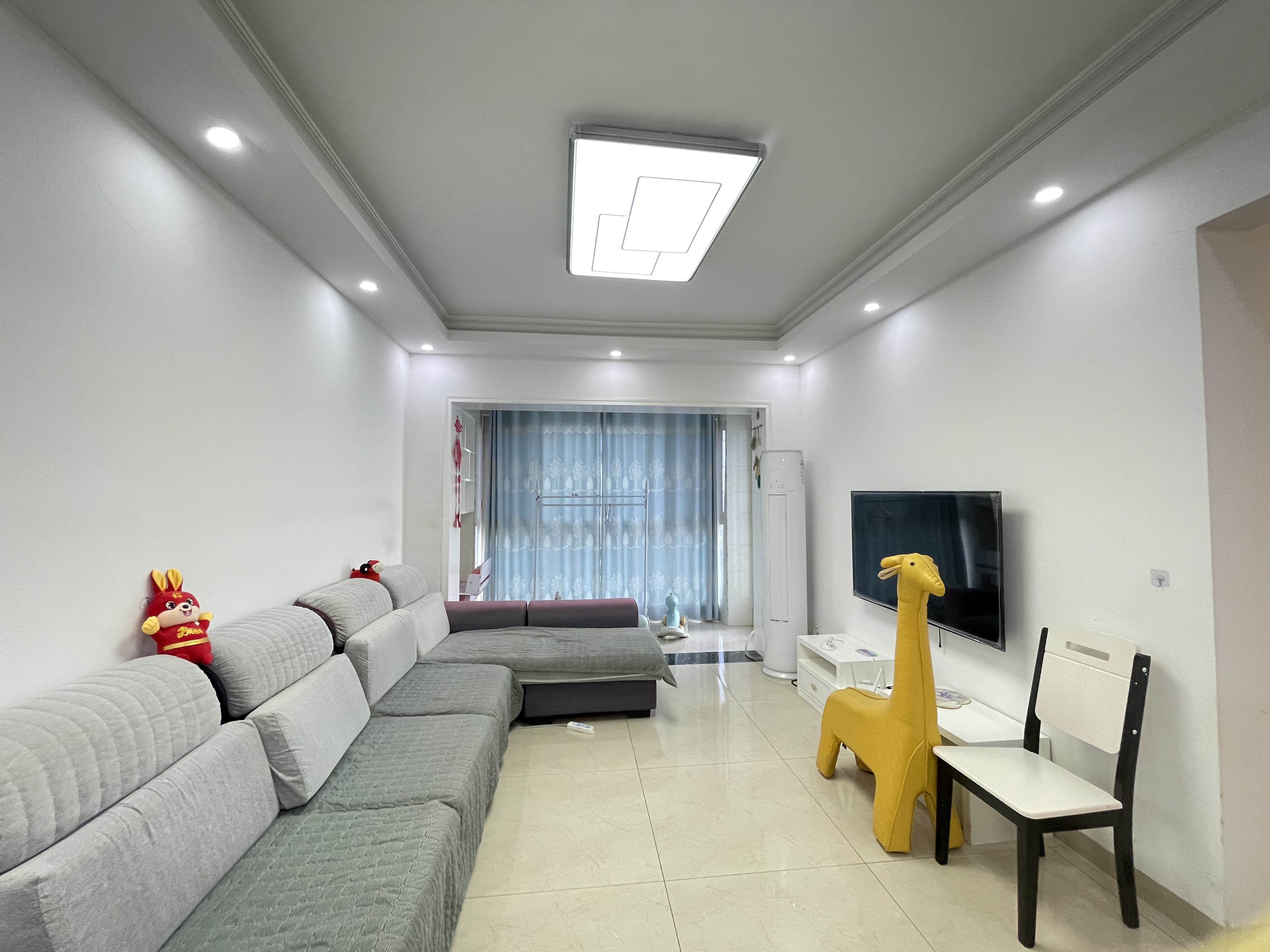 碧桂园 3室2厅1卫 1500.0元/月 碧桂园 3室2厅1卫 1500.0元/月室内图