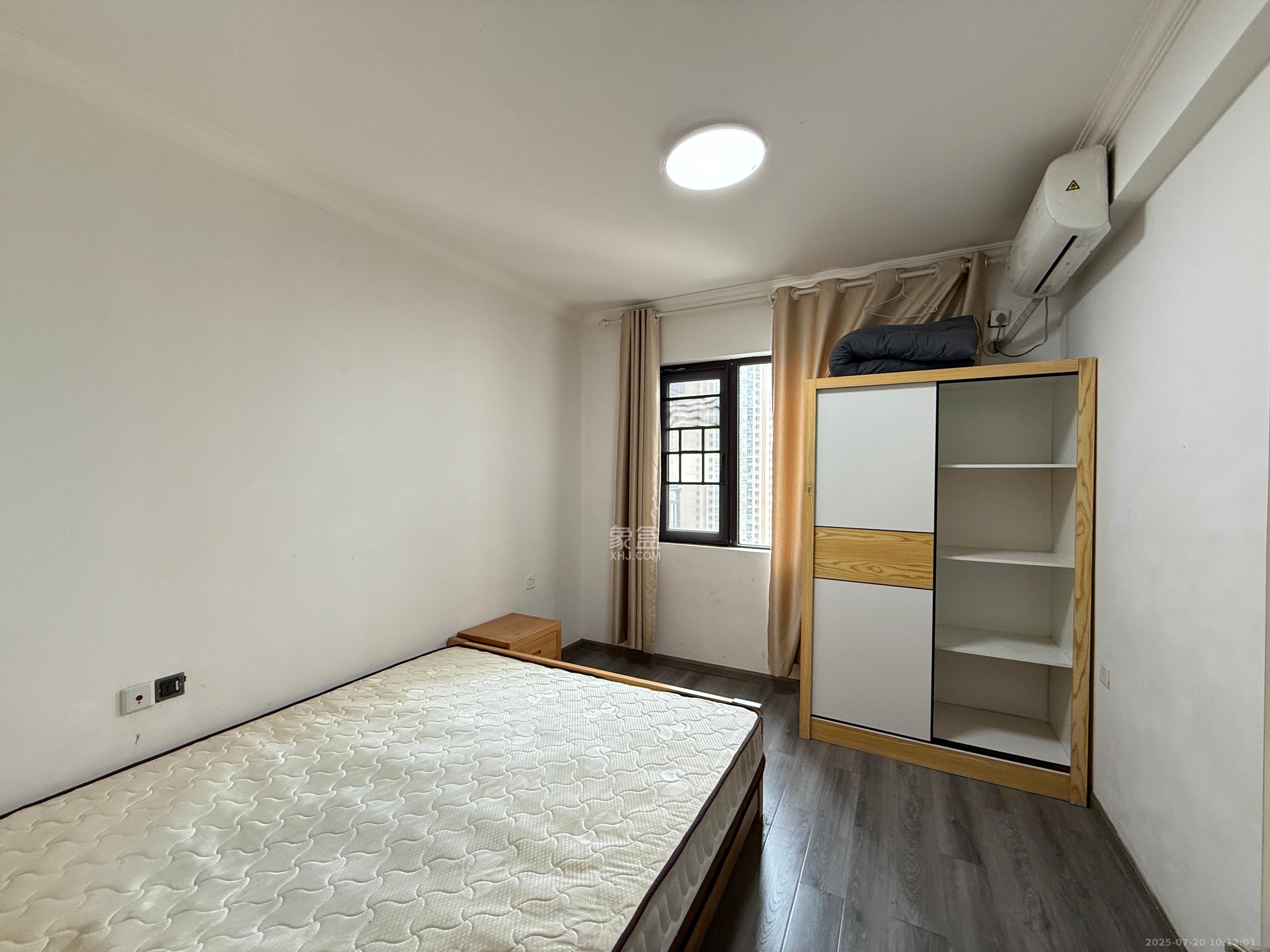 保利大都汇一期、二期  5室2厅2卫    4300.0元/月 保利大都汇一期、二期  5室2厅2卫    4300.0元/月室内图