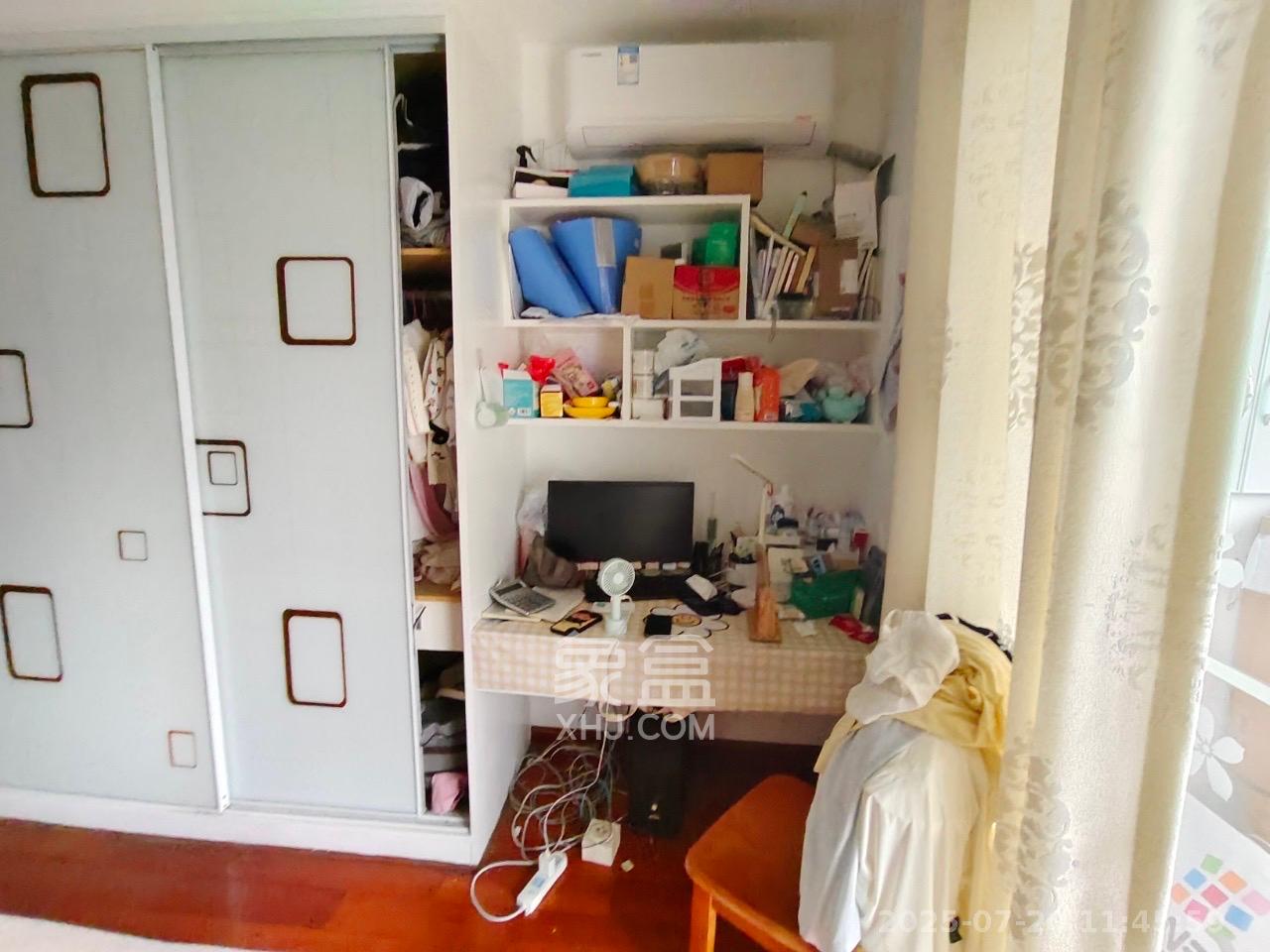 麓江春 2室2厅1卫 2500.0元/月 麓江春 2室2厅1卫 2500.0元/月室内图