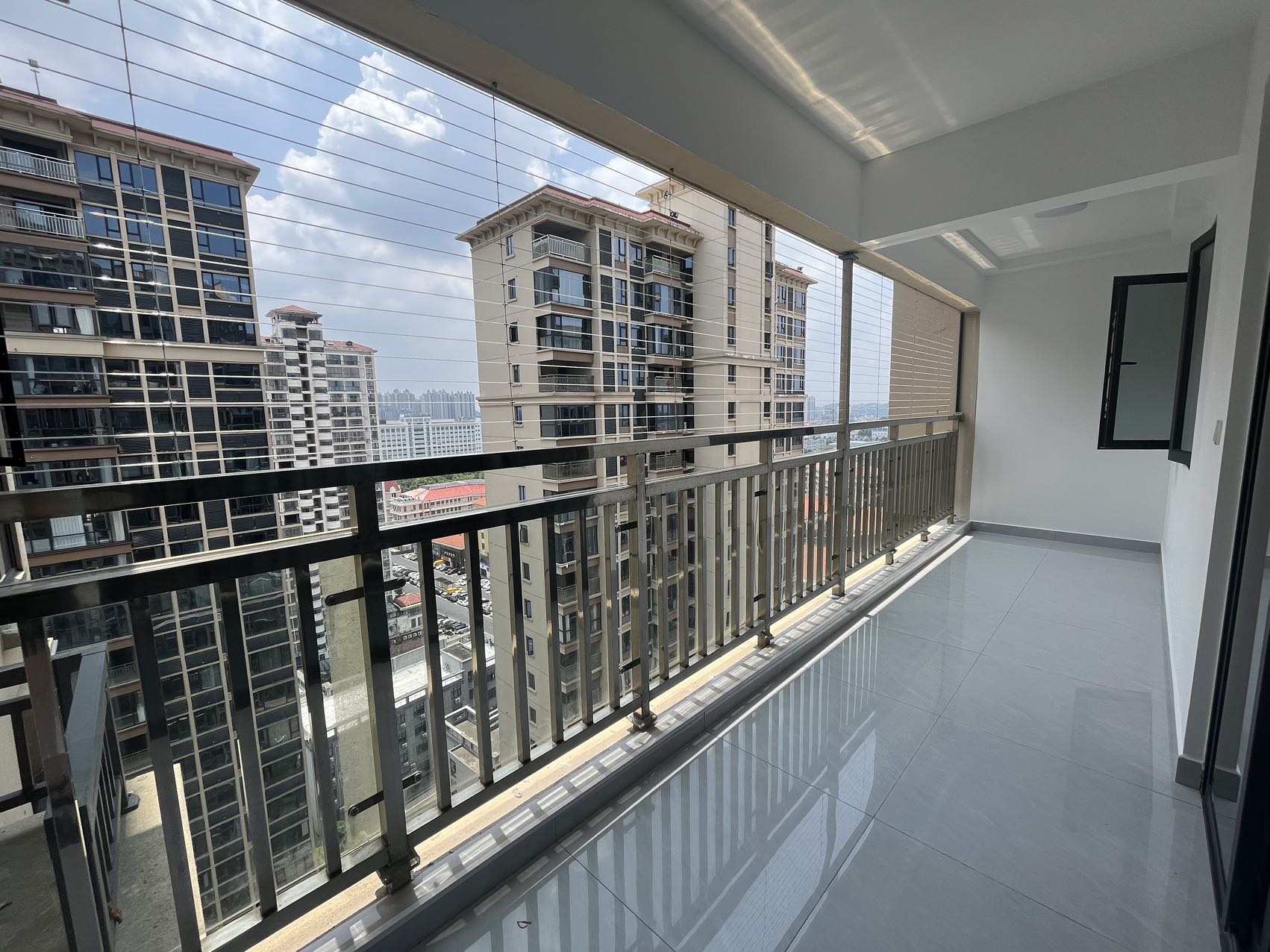 缇香名苑二期 4室2厅2卫 2600.0元/月 缇香名苑二期 4室2厅2卫 2600.0元/月室内图