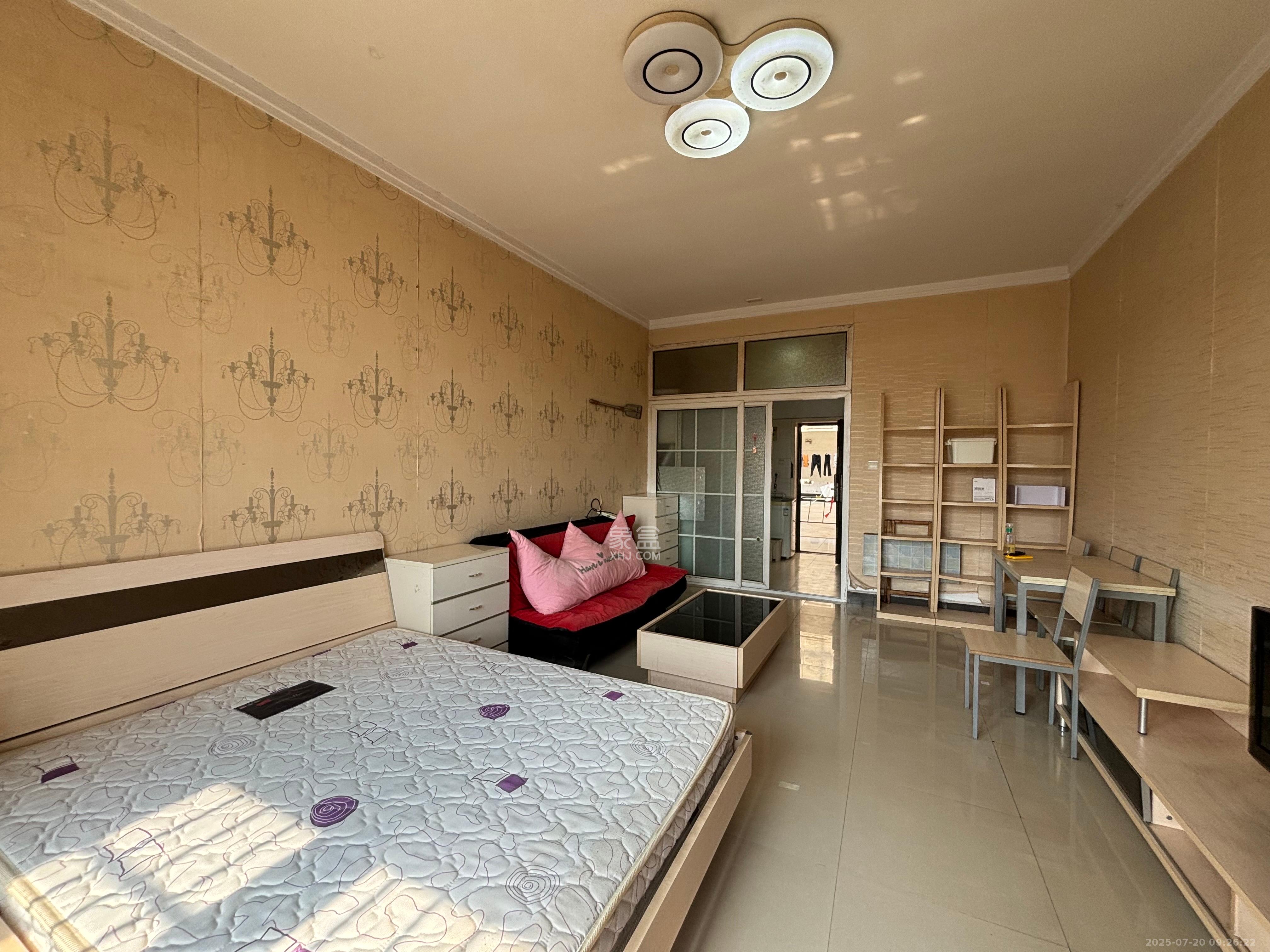 泰时三湘金地  1室1厅1卫    1200.0元/月 泰时三湘金地  1室1厅1卫    1200.0元/月室内图