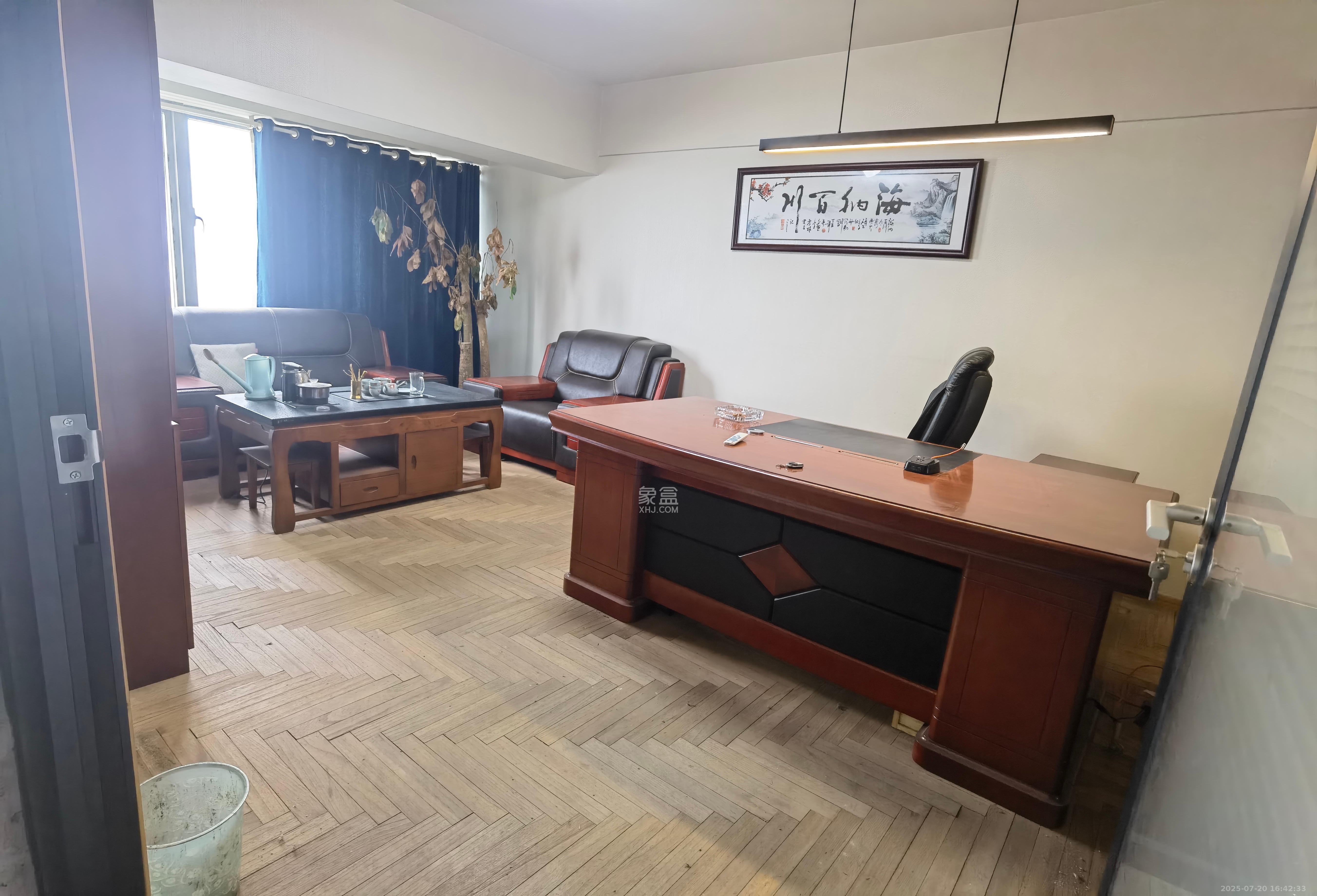 保利国际广场 1室1厅1卫 10000.0元/月 保利国际广场 1室1厅1卫 10000.0元/月室内图