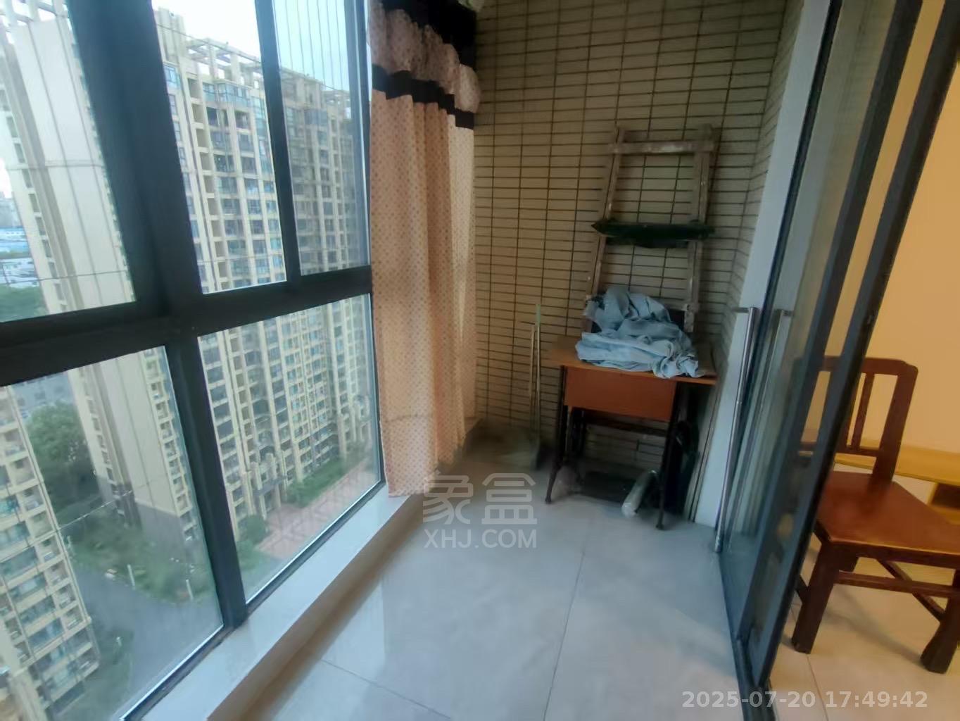 恒瑞雅园 2室2厅1卫 1500.0元/月 恒瑞雅园 2室2厅1卫 1500.0元/月室内图