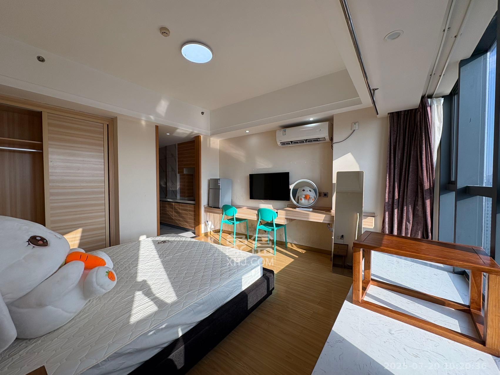 众东国际 1室1厅1卫 2000.0元/月 众东国际 1室1厅1卫 2000.0元/月室内图