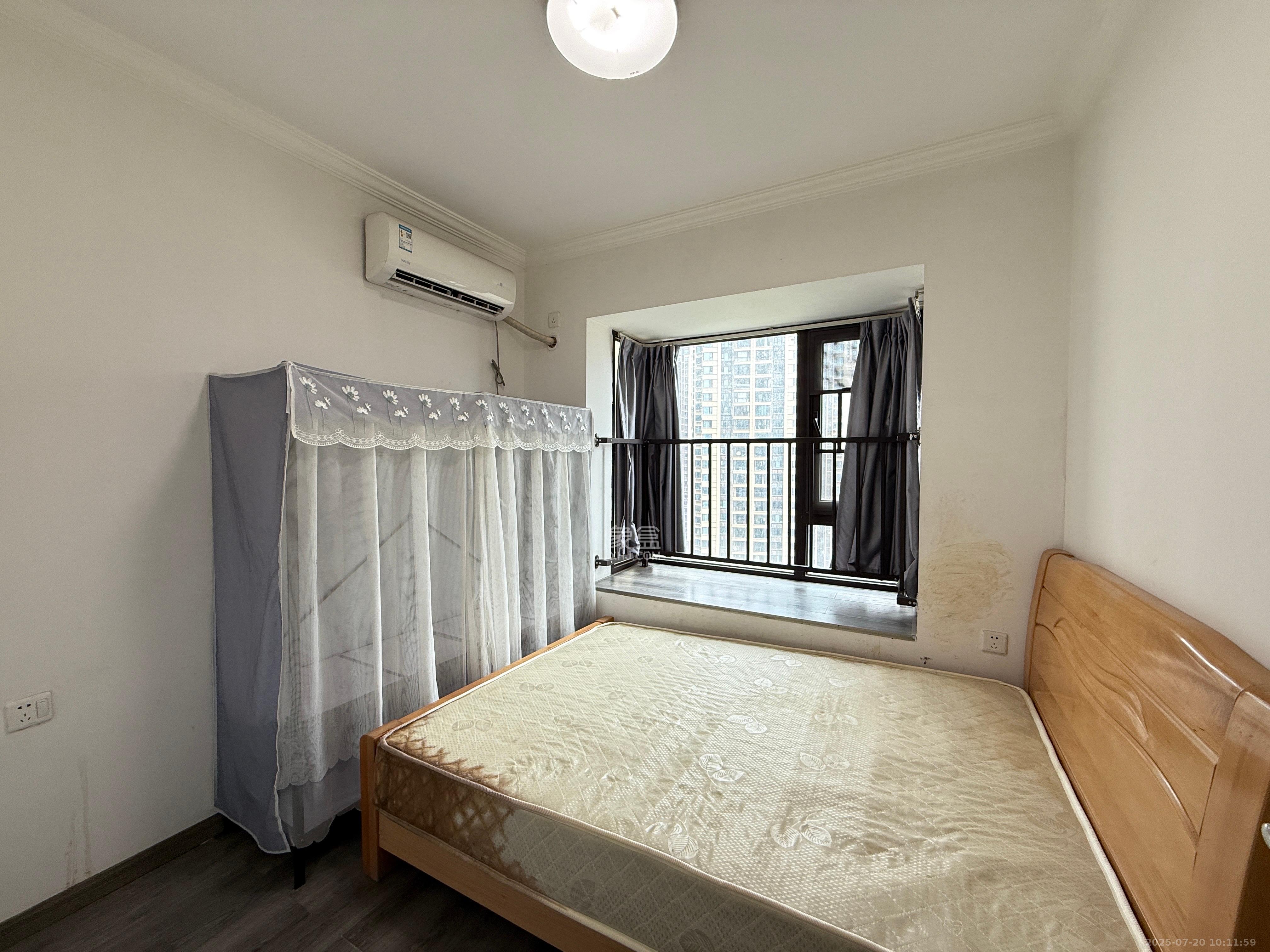 保利大都汇一期、二期  5室2厅2卫    4300.0元/月 保利大都汇一期、二期  5室2厅2卫    4300.0元/月室内图