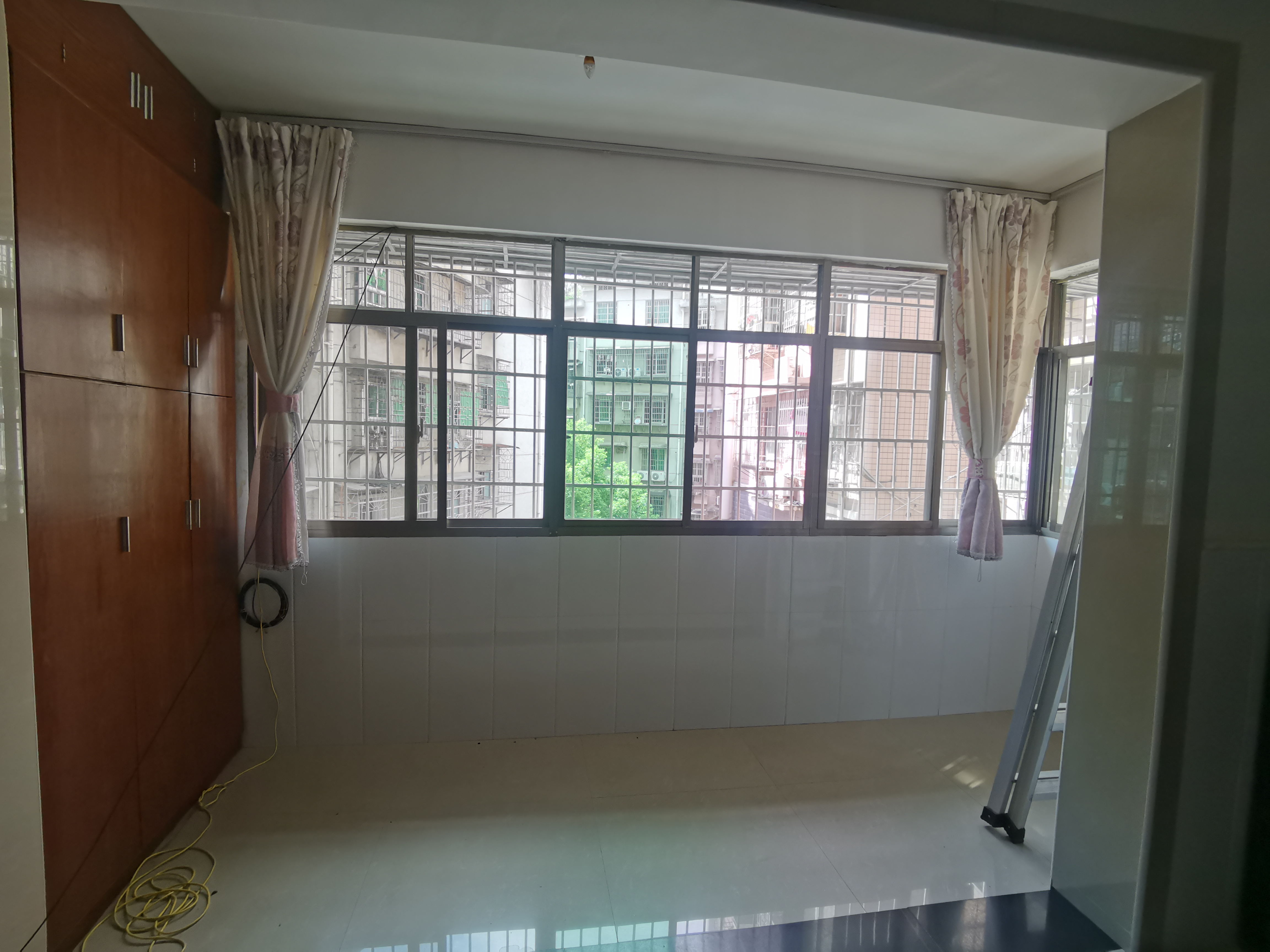 西合路(红湘段)安置房 3室2厅1卫 850.0元/月 西合路(红湘段)安置房 3室2厅1卫 850.0元/月室内图