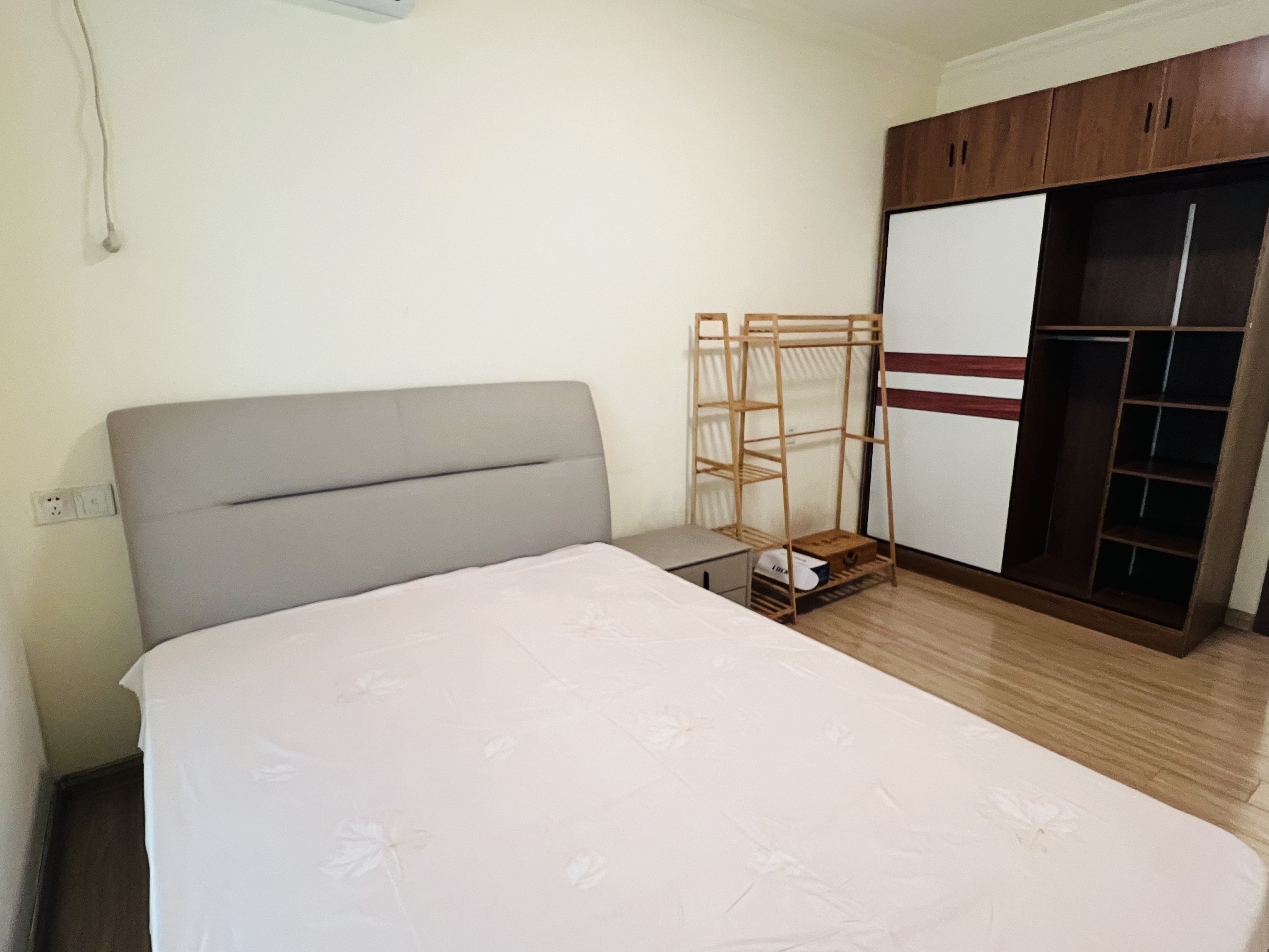 碧桂园 3室2厅2卫 1800.0元/月 碧桂园 3室2厅2卫 1800.0元/月室内图