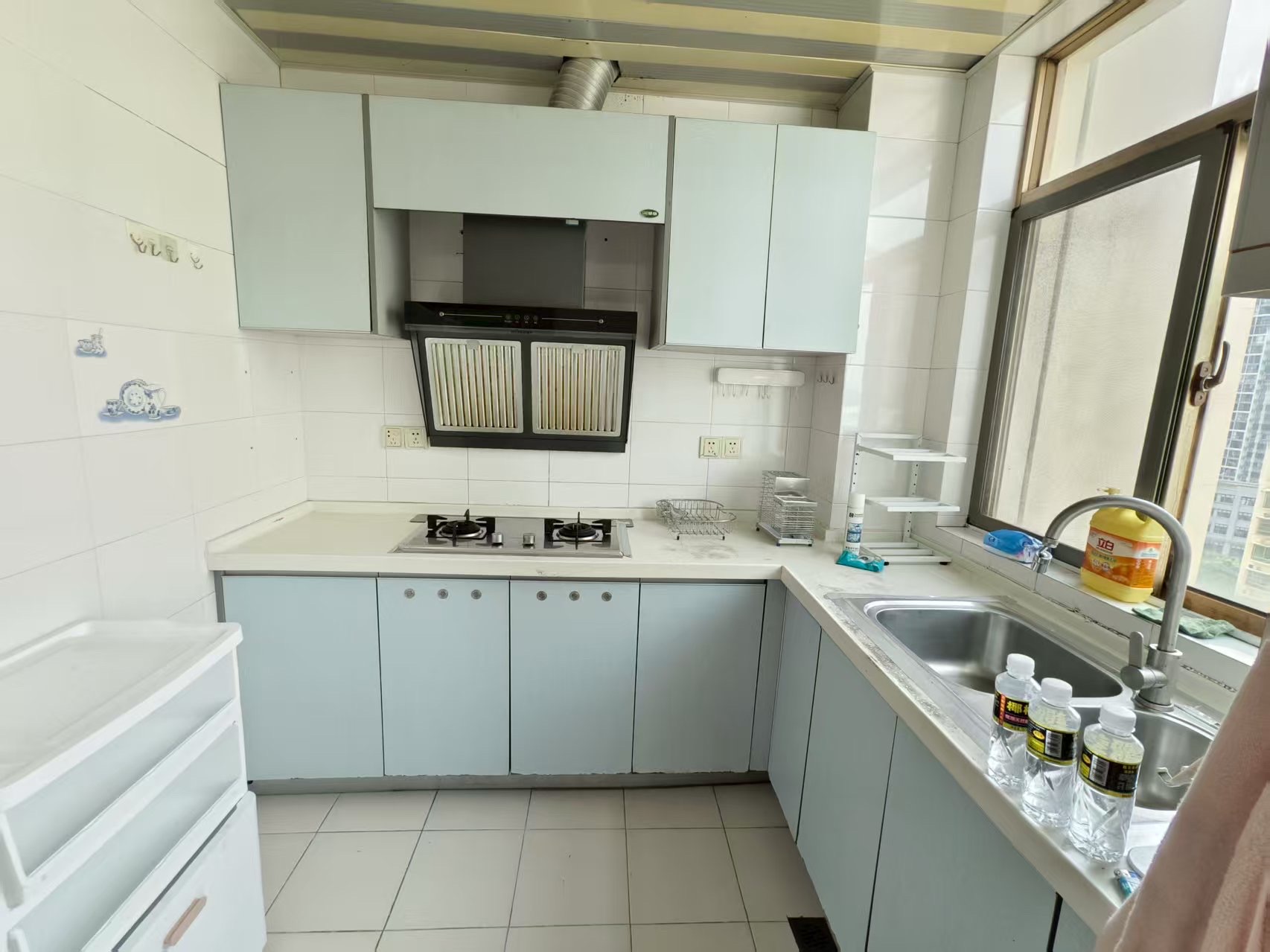 省人大机关住宅小区（海南省人大常委会机关住宅小区）  3室2厅2卫   3400.00元/月室内图