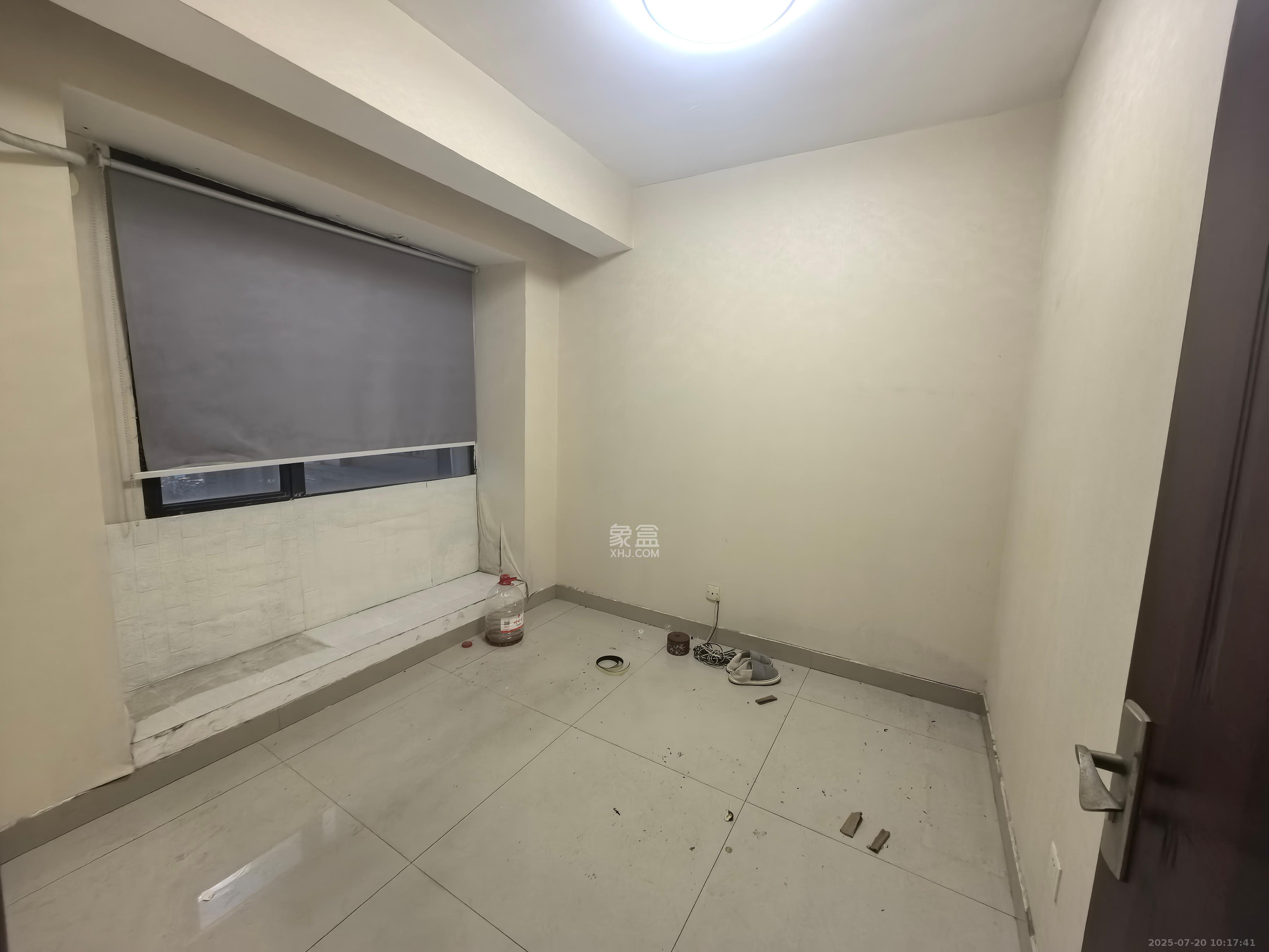 湘腾城市广场 2室2厅1卫 3000.0元/月 湘腾城市广场 2室2厅1卫 3000.0元/月室内图