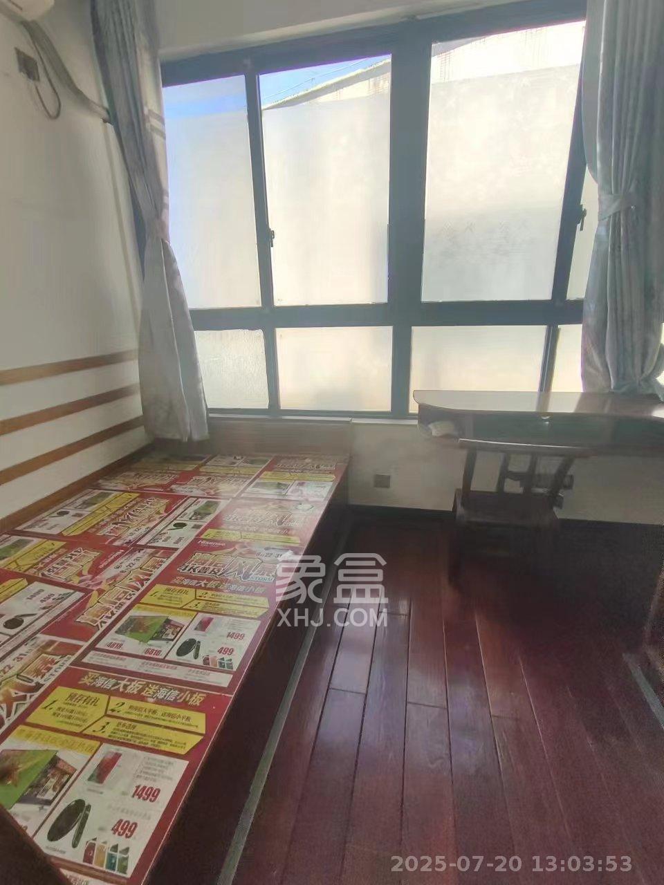长房时代城  3室2厅1卫   2700.00元/月室内图