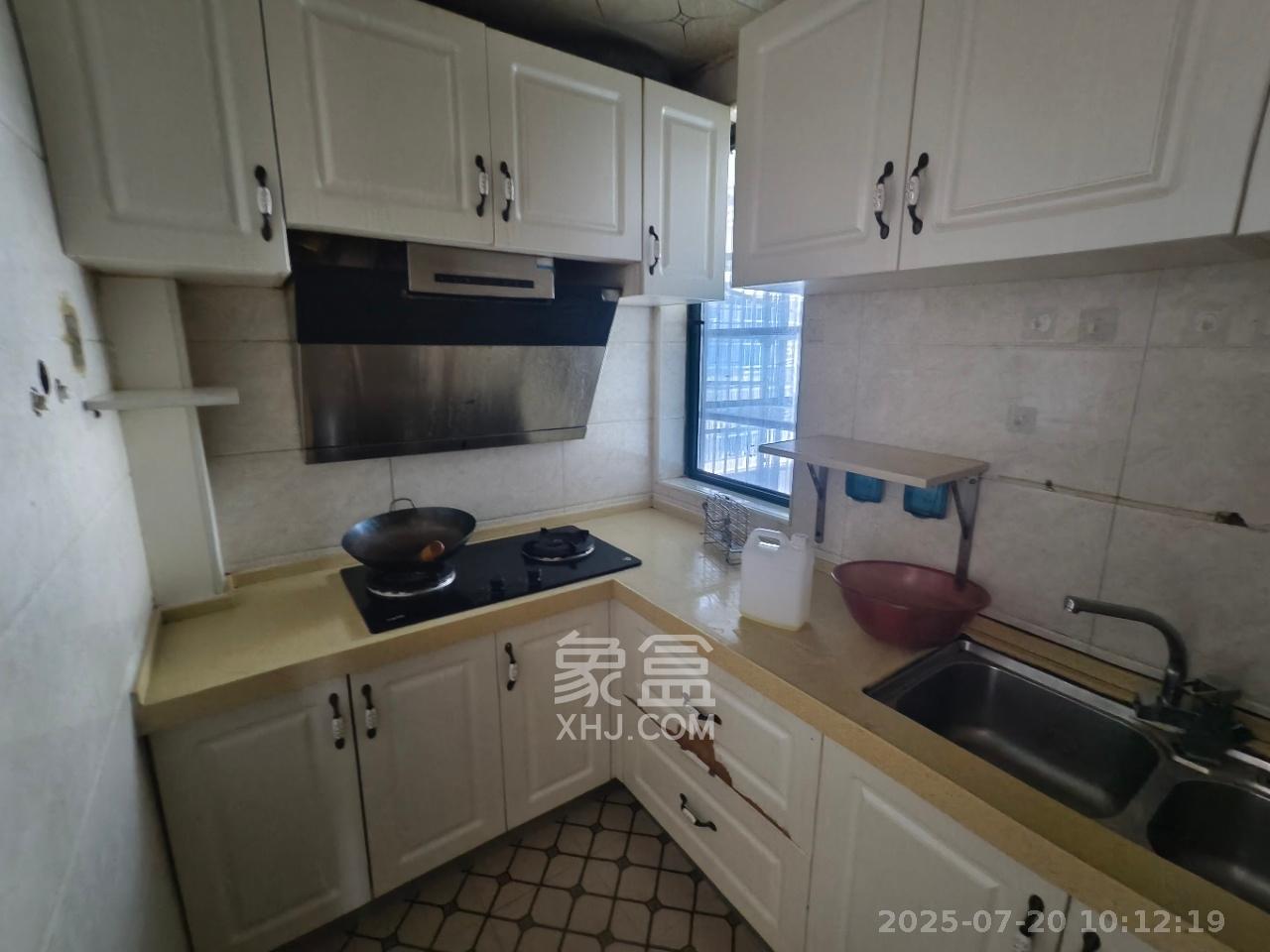 才子嘉都  3室2厅1卫    2200.0元/月室内图