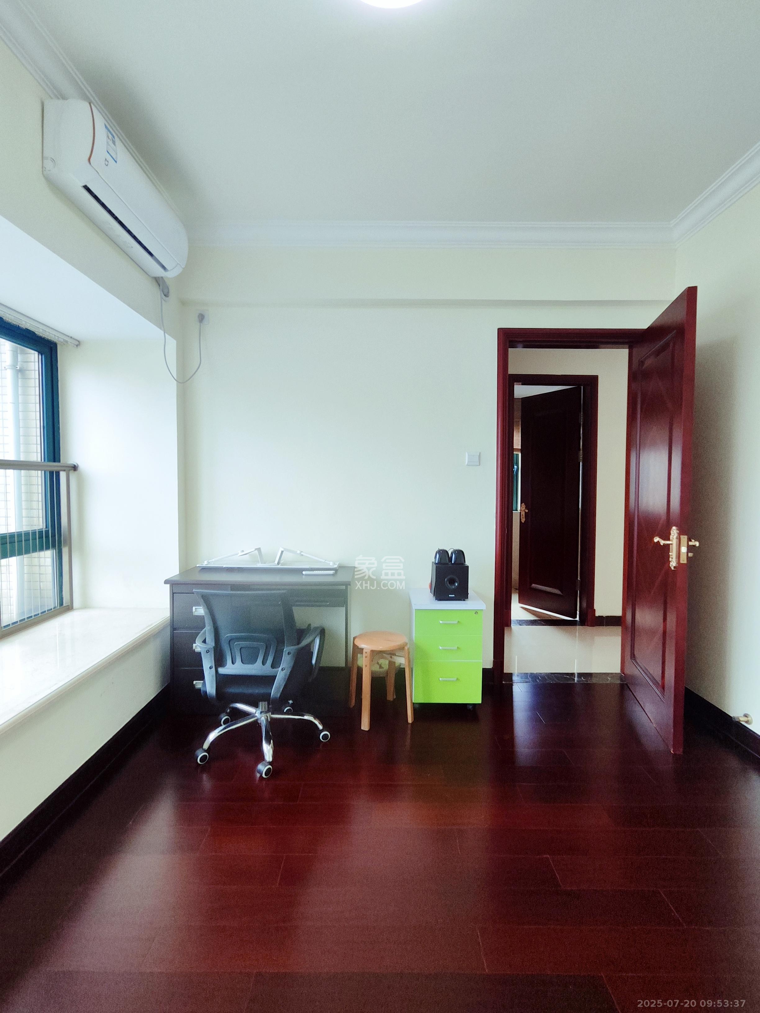 恒大雅苑  3室2厅2卫    3200.0元/月 恒大雅苑  3室2厅2卫    3200.0元/月室内图