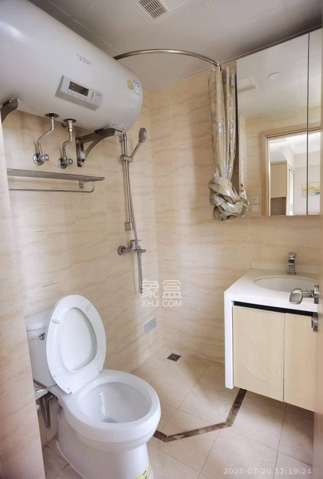 君合天玺 1室1厅1卫 1300.0元/月 君合天玺 1室1厅1卫 1300.0元/月室内图