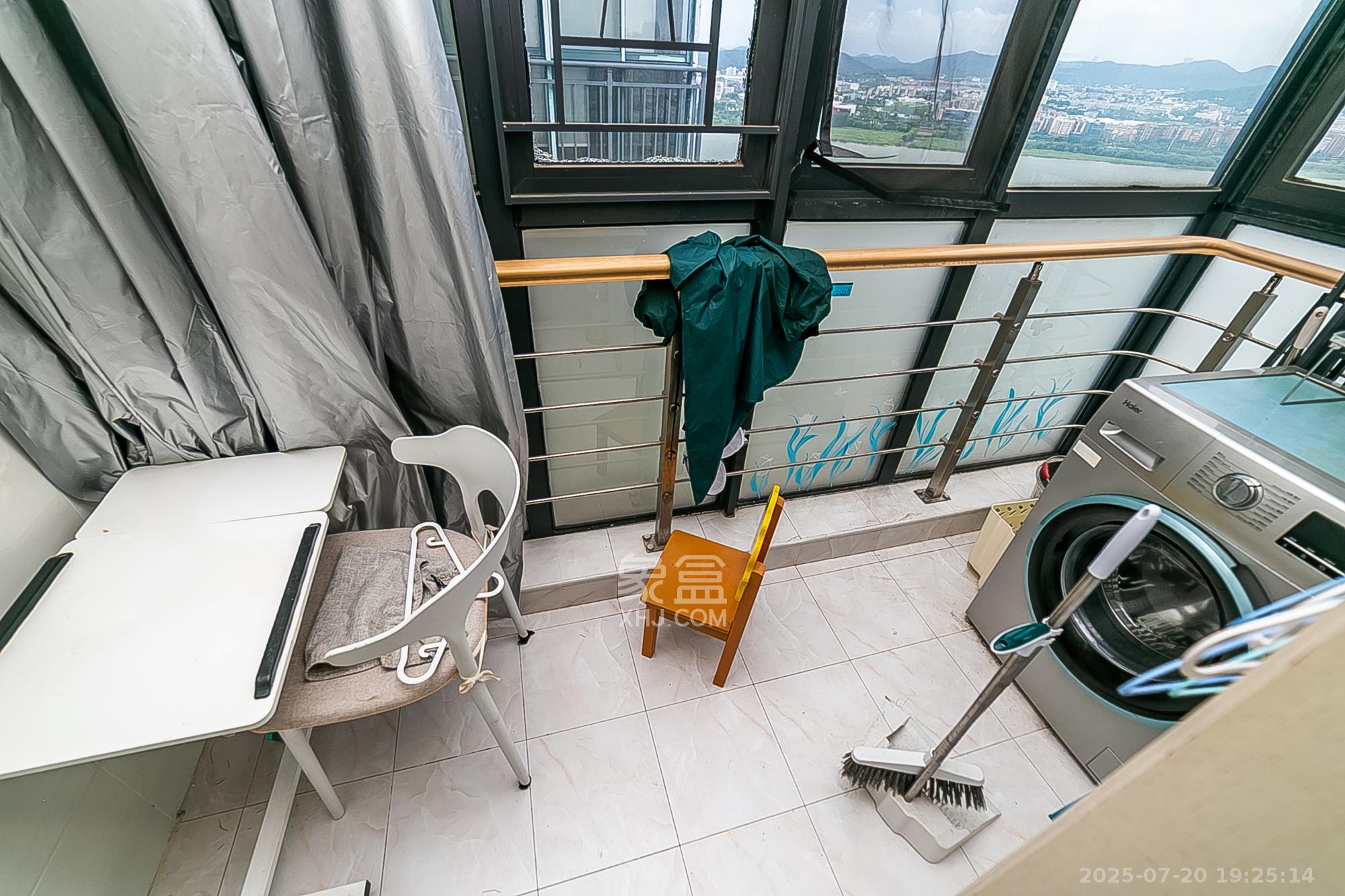 乾城(兴旺乾城) 3室2厅1卫 85.0万 乾城(兴旺乾城) 3室2厅1卫 85.0万阳台