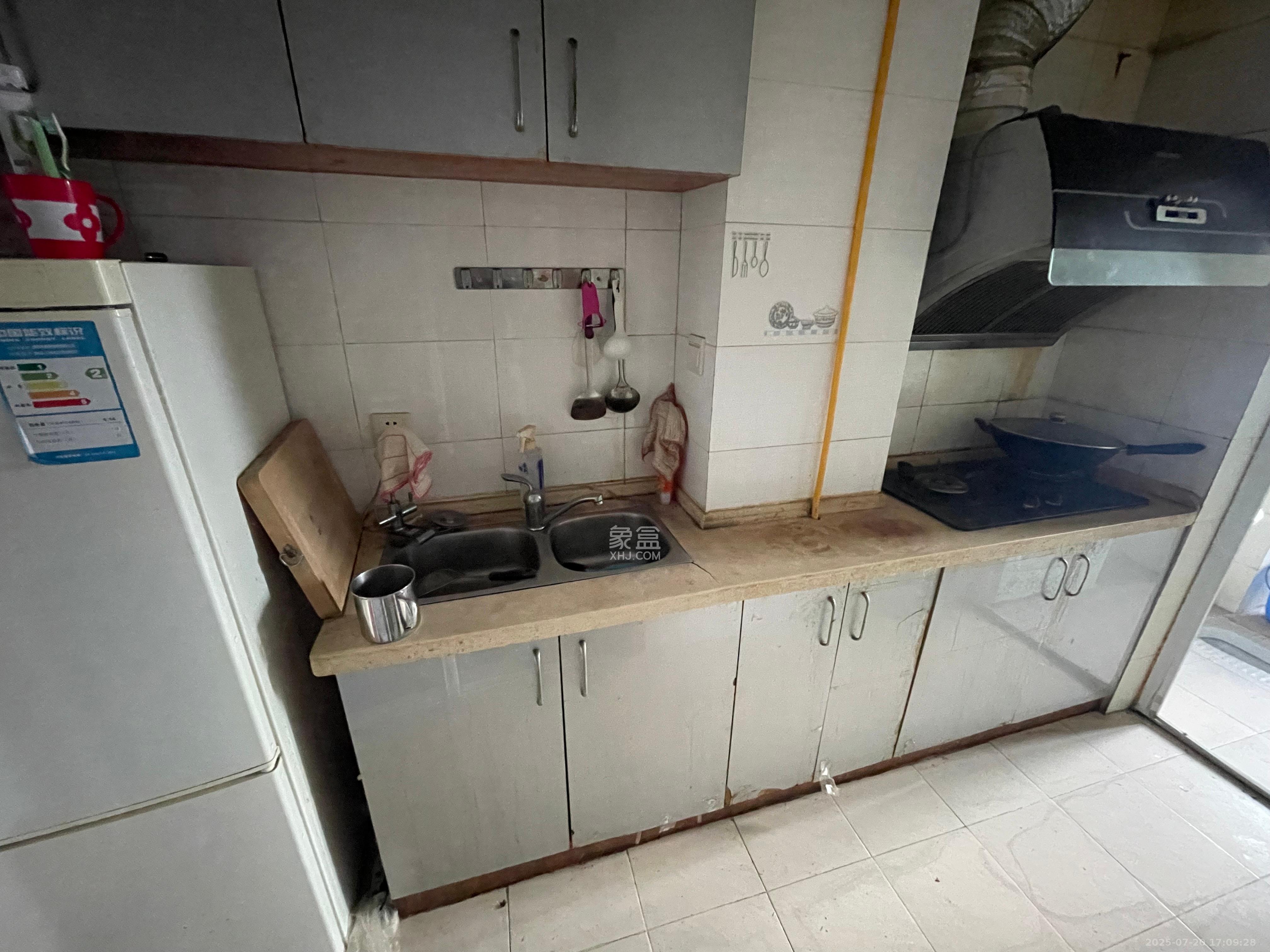 金信阳光在线 1室1厅1卫 1000.0元/月 金信阳光在线 1室1厅1卫 1000.0元/月室内图