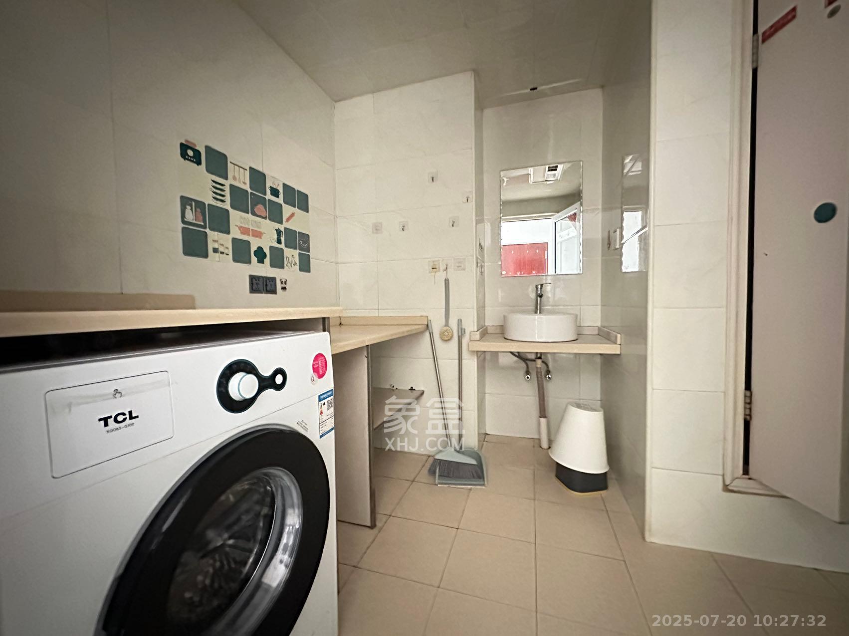 荣盛花语馨苑 1室1厅1卫 1500.0元/月 荣盛花语馨苑 1室1厅1卫 1500.0元/月室内图