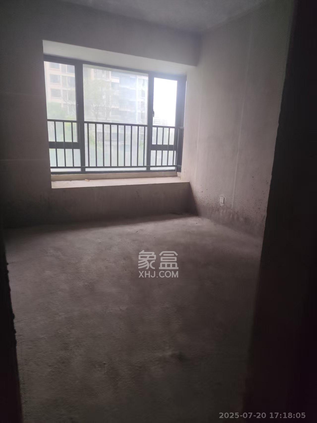 长房东旭国际 3室2厅2卫 1500.0元/月 长房东旭国际 3室2厅2卫 1500.0元/月室内图