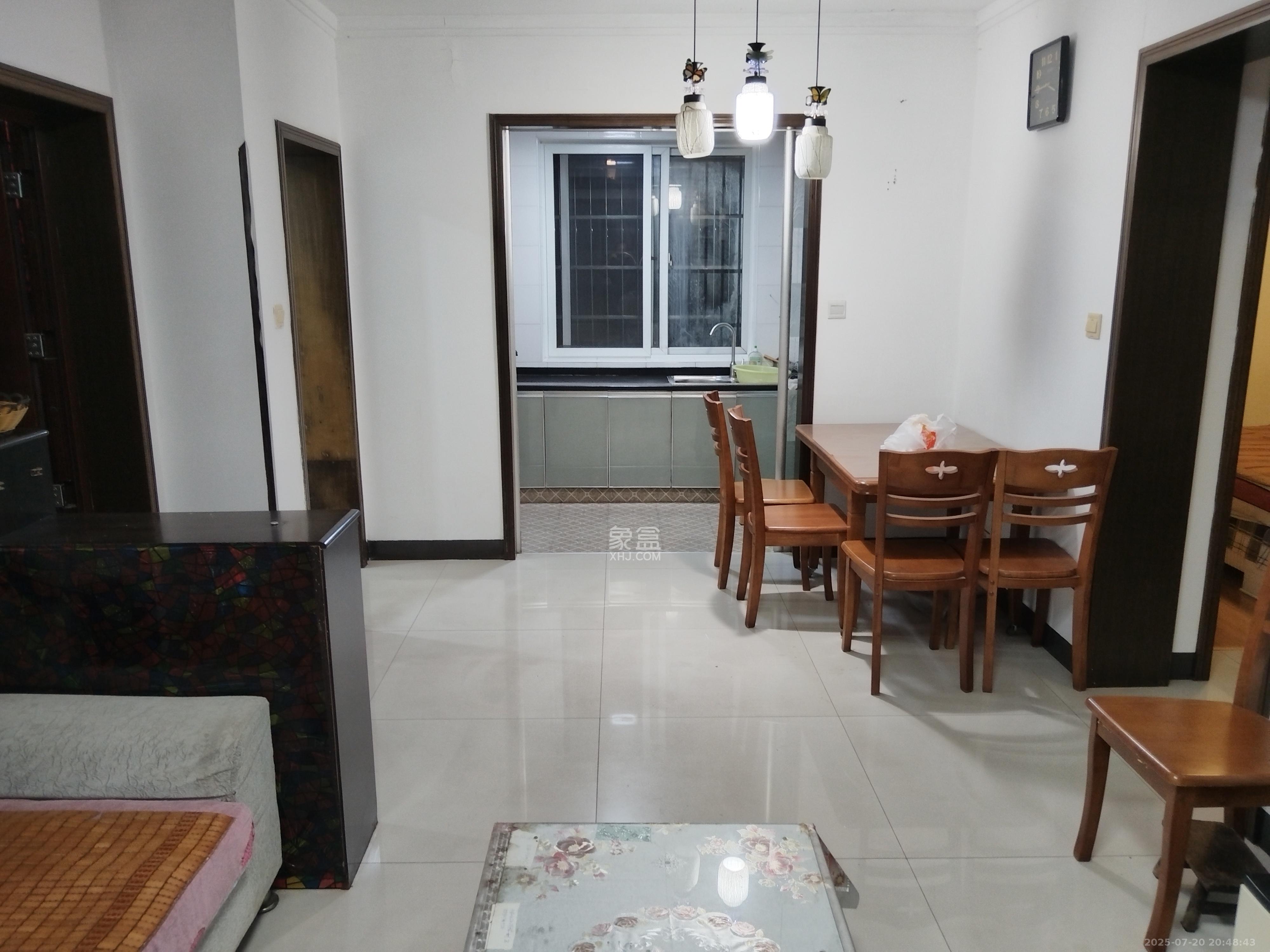 金麓西岸和苑 2室1厅1卫 2100.0元/月 金麓西岸和苑 2室1厅1卫 2100.0元/月室内图