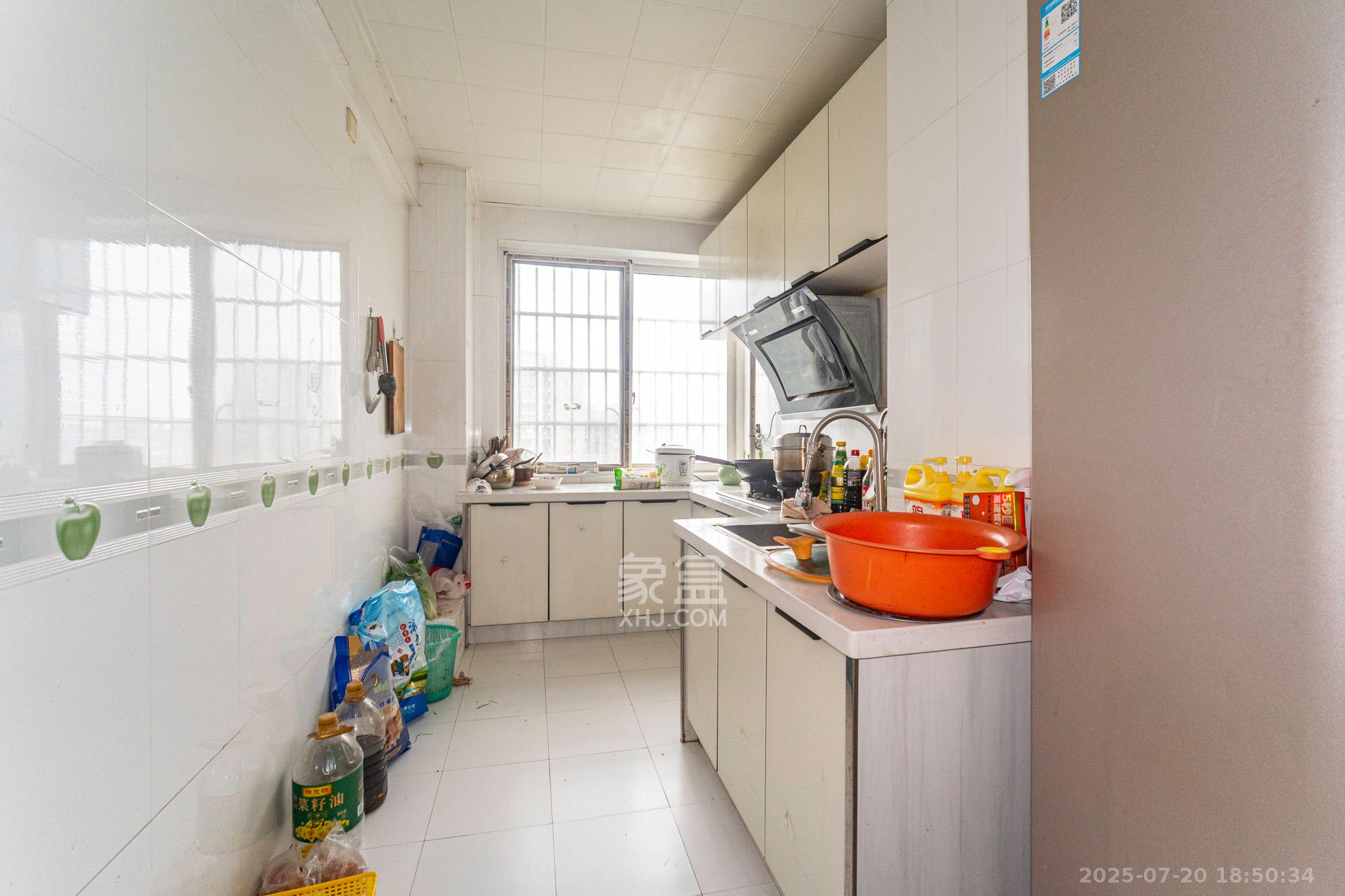 开源鑫阁 3室2厅1卫 53.0万 开源鑫阁 3室2厅1卫 53.0万厨房