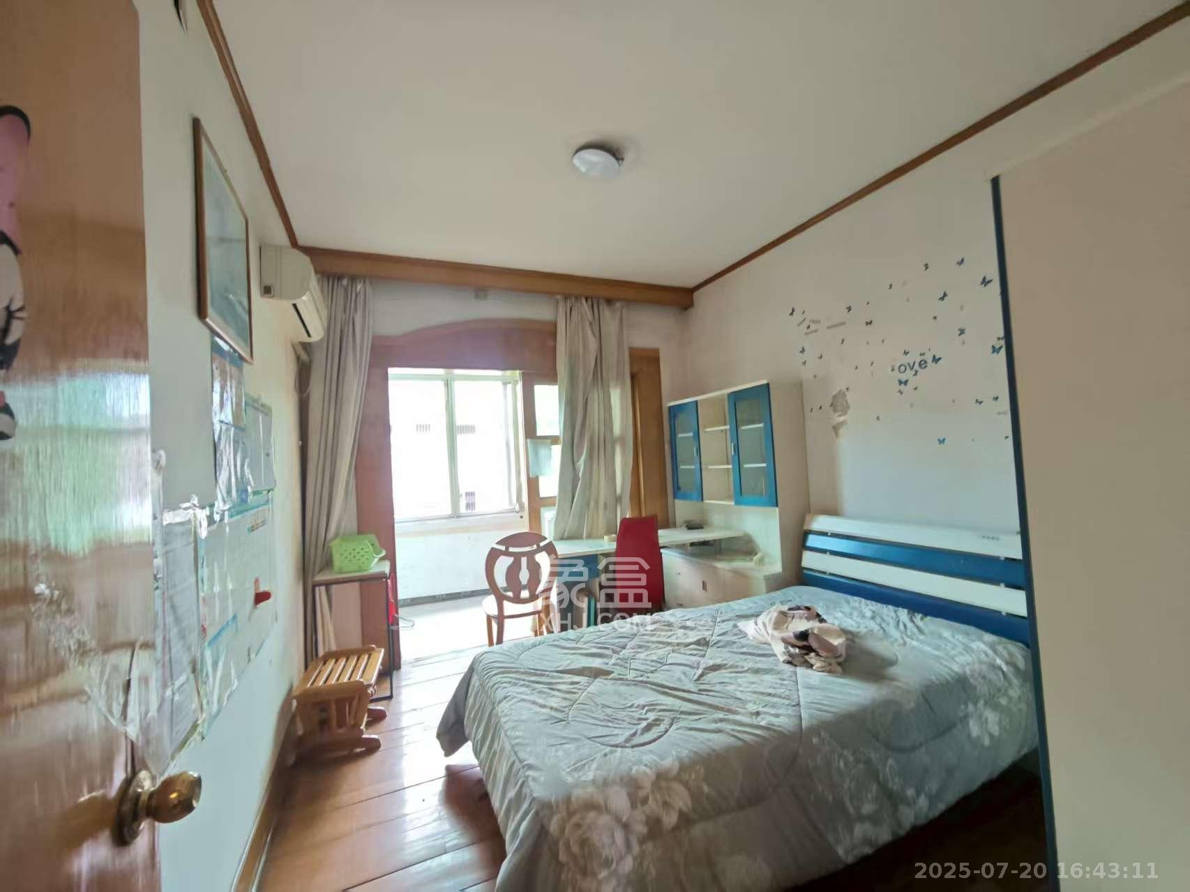 新华园 2室2厅1卫 1500.0元/月 新华园 2室2厅1卫 1500.0元/月室内图