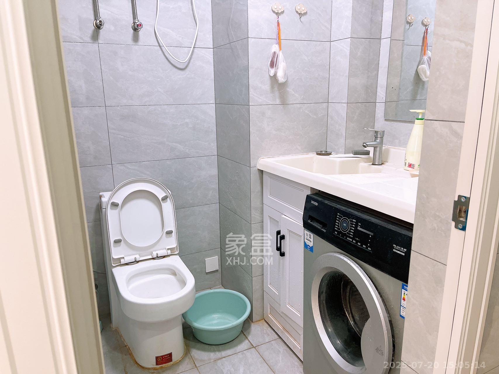 洋湖时代  1室0厅0卫   1200.00元/月室内图