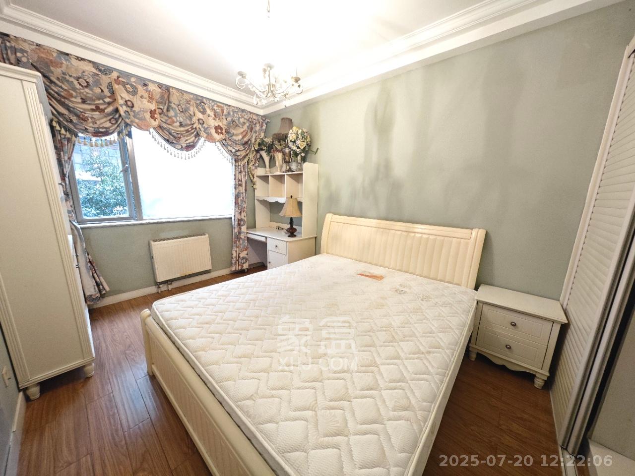 怡海星城  3室2厅1卫    1850.0元/月室内图