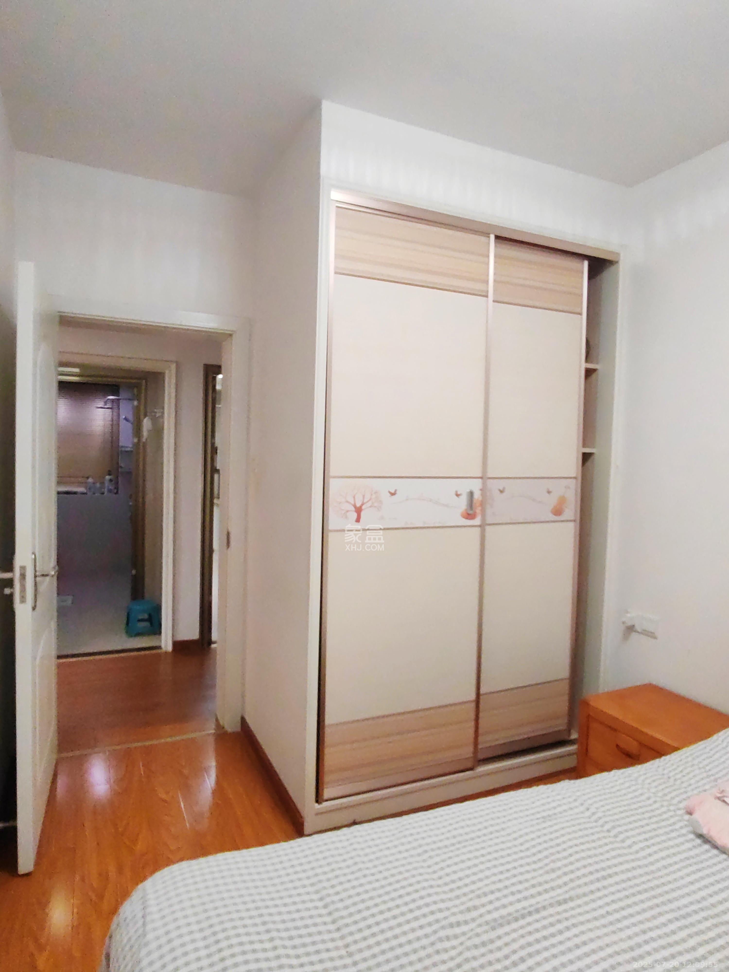 中海梅溪湖壹号  3室2厅1卫   2600.00元/月室内图