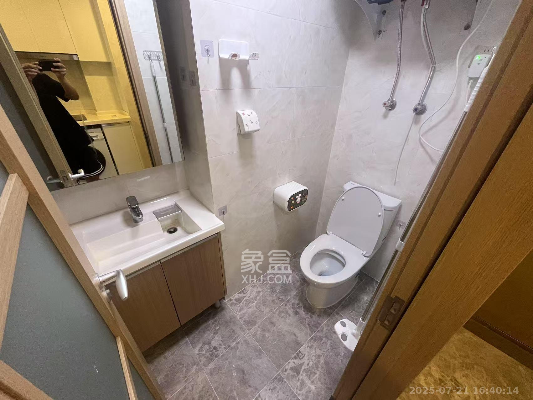 卓越浅水湾  1室1厅1卫   1500.00元/月室内图