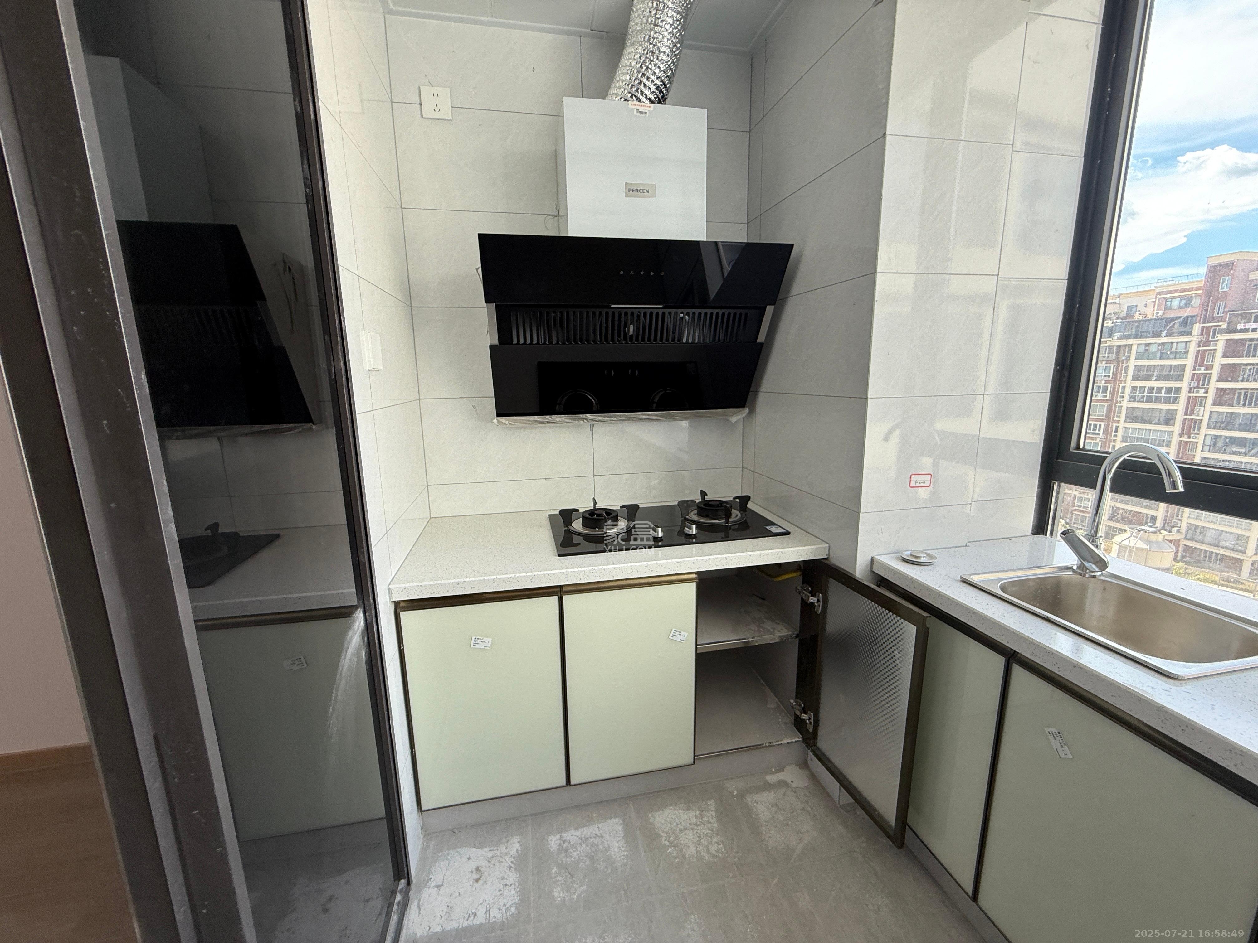 润城生鲜农贸大市场 1室1厅1卫 1080.0元/月 润城生鲜农贸大市场 1室1厅1卫 1080.0元/月室内图