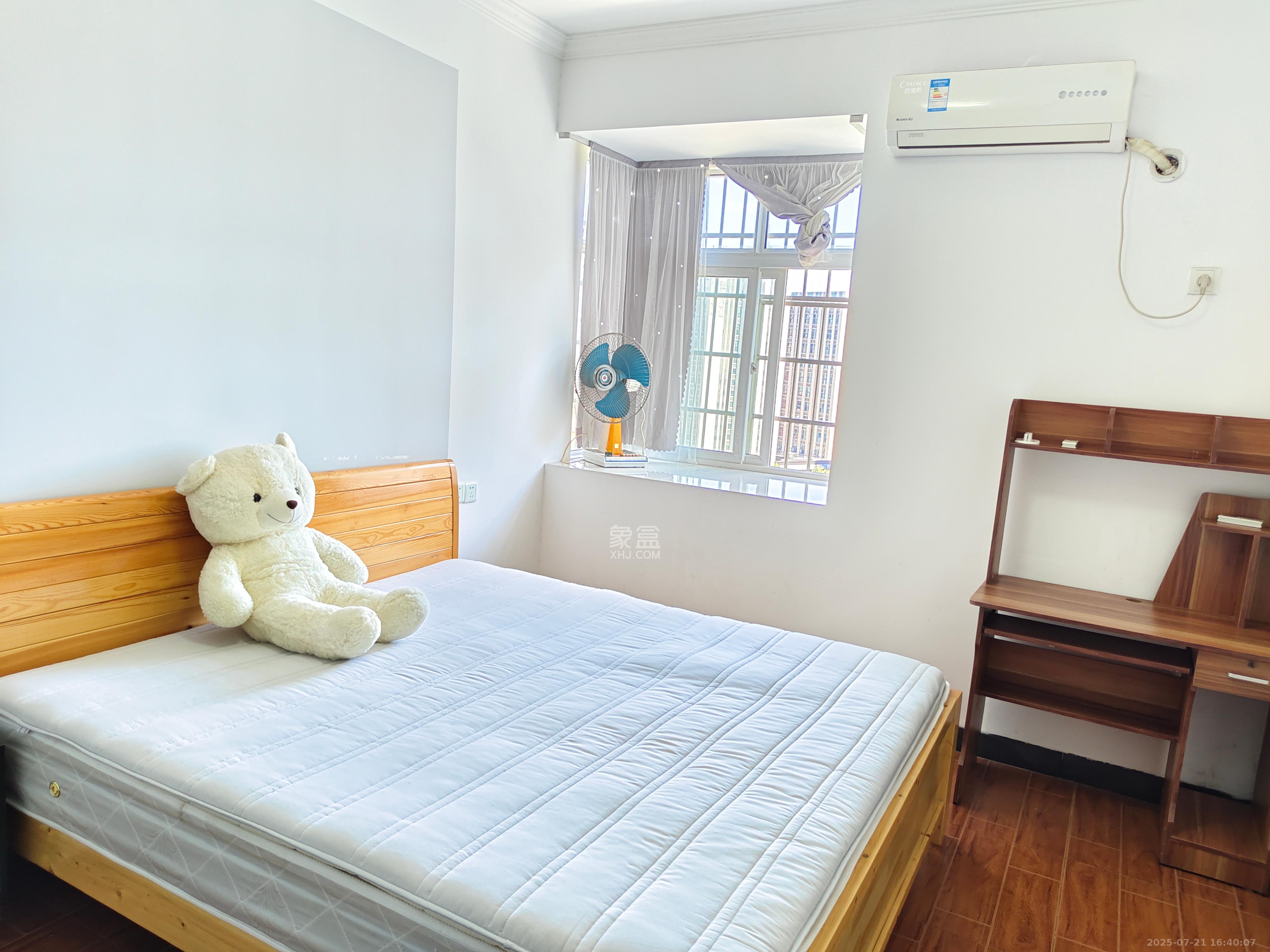 洋湖景园  2室1厅1卫   2300.00元/月室内图