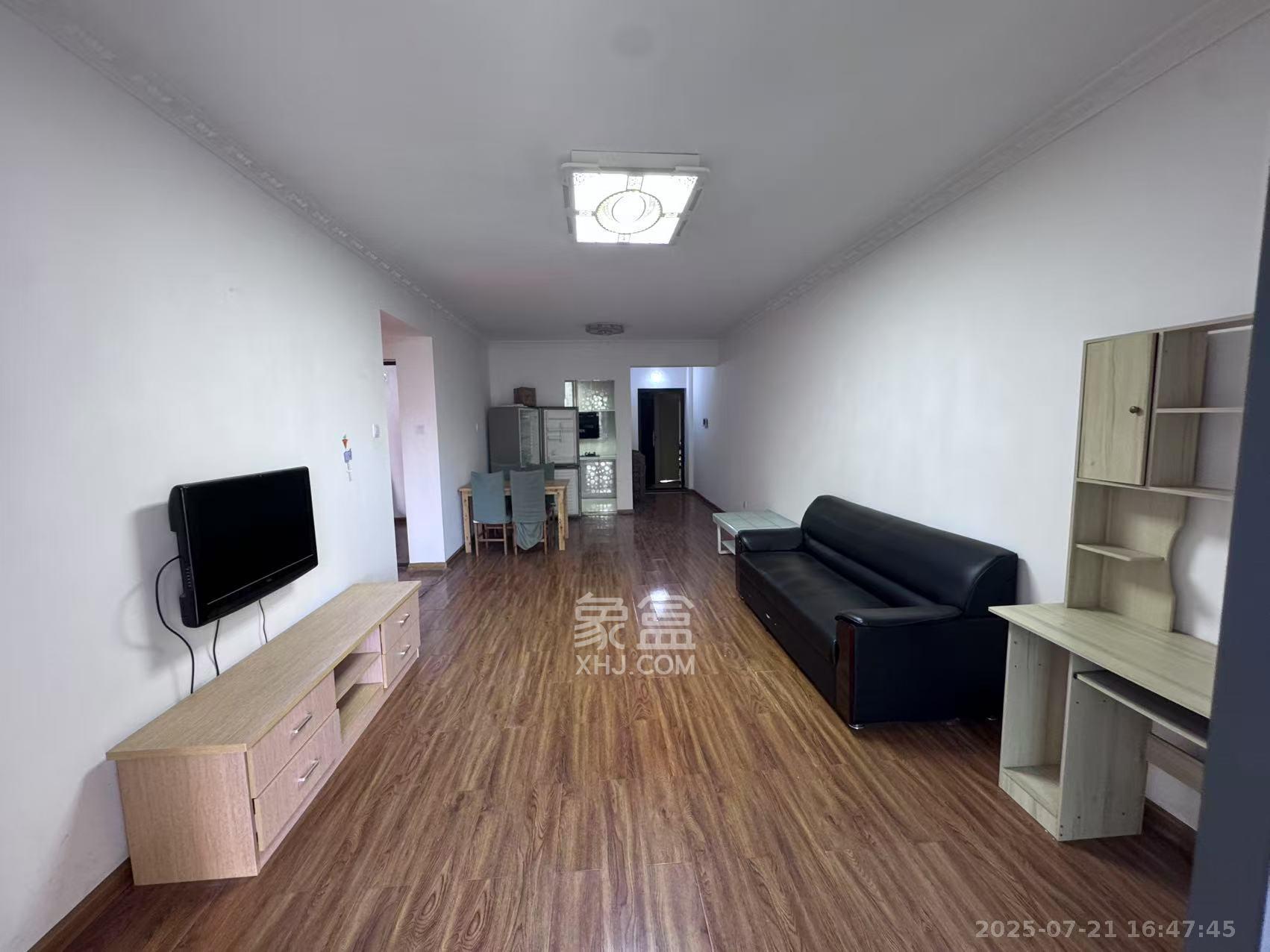 卢浮原著  2室2厅1卫    1500.0元/月室内图