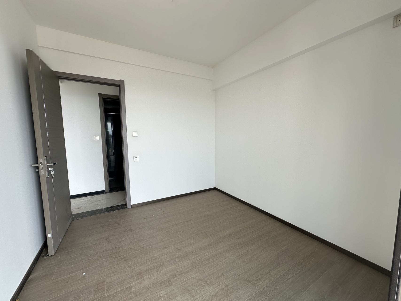 碧桂园华府(碧桂园五期)  3室2厅1卫    45.0万 碧桂园华府(碧桂园五期)  3室2厅1卫    45.0万室内图