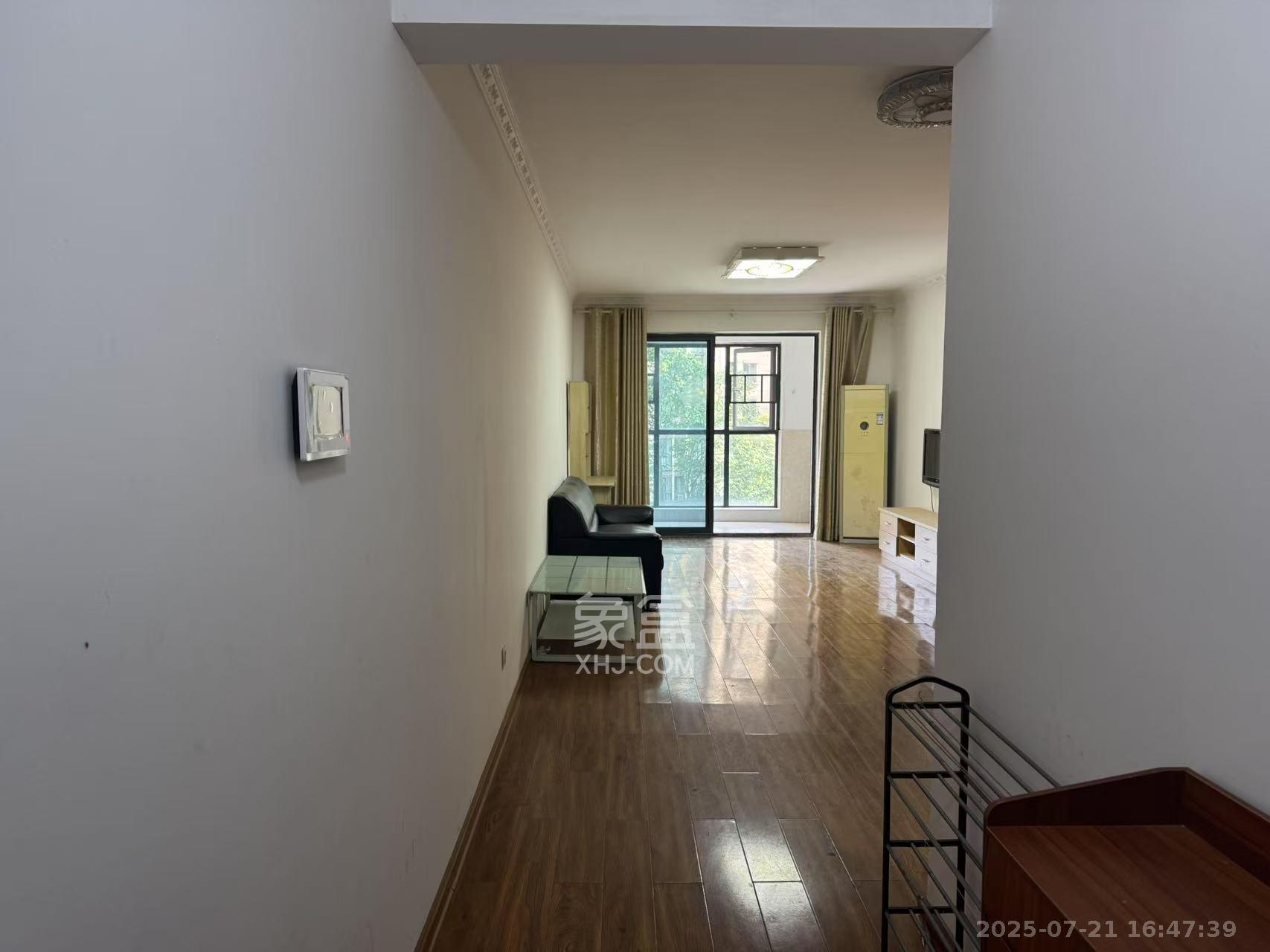 卢浮原著  2室2厅1卫    1500.0元/月室内图