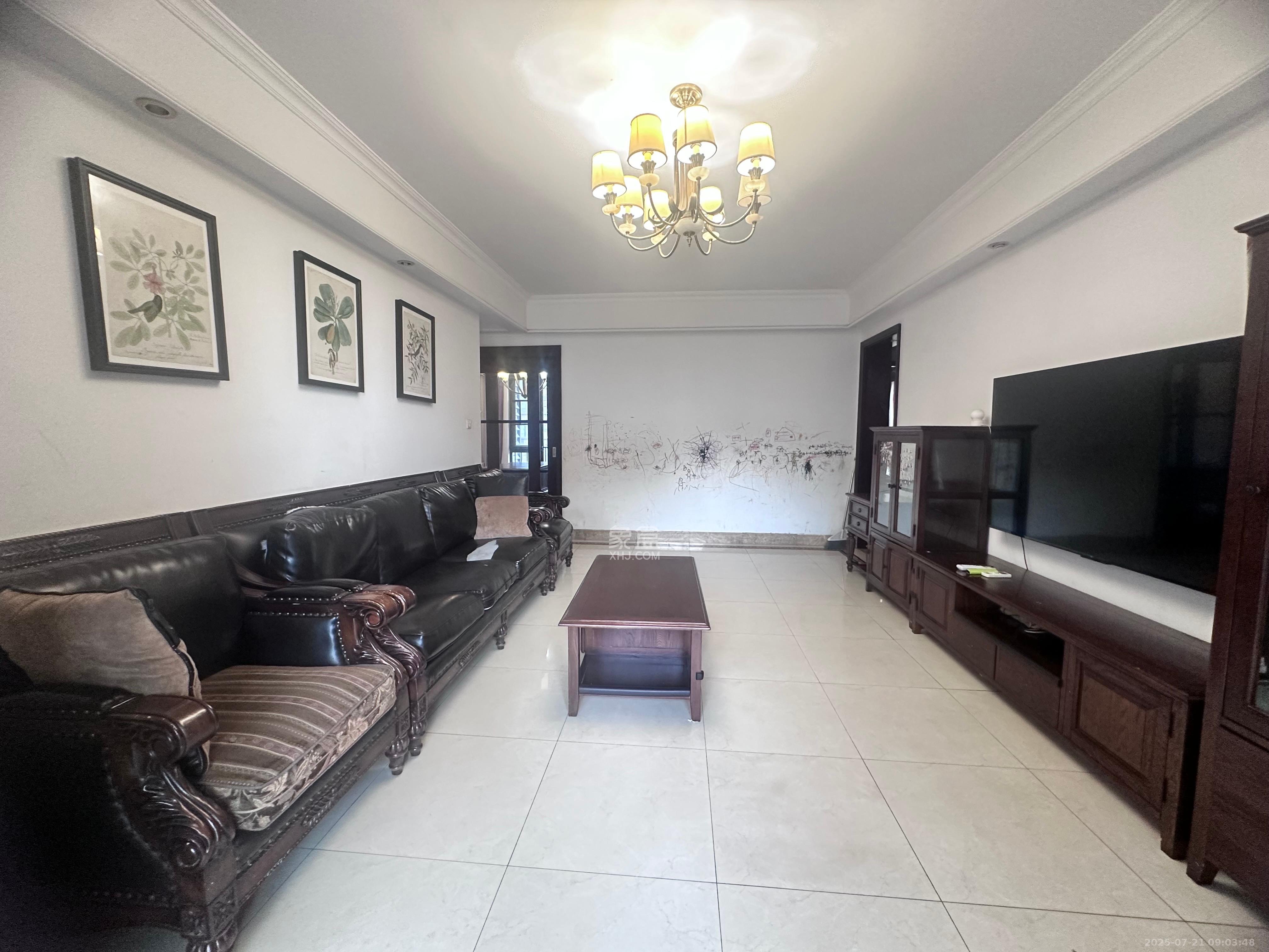 中海国际一期 4室2厅2卫 2600.0元/月 中海国际一期 4室2厅2卫 2600.0元/月室内图