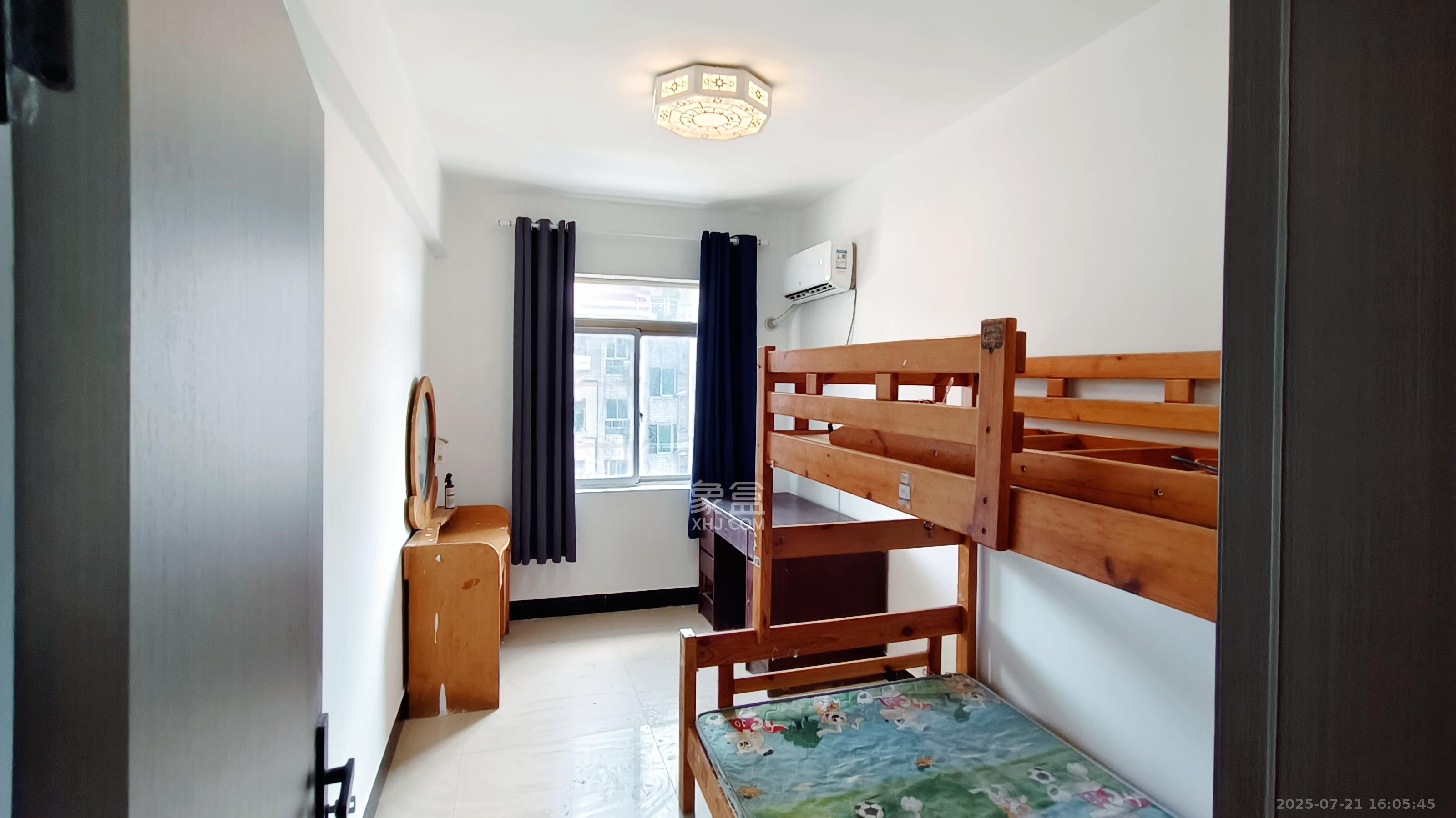 友谊小区公寓楼 3室2厅2卫 1680.0元/月 友谊小区公寓楼 3室2厅2卫 1680.0元/月室内图