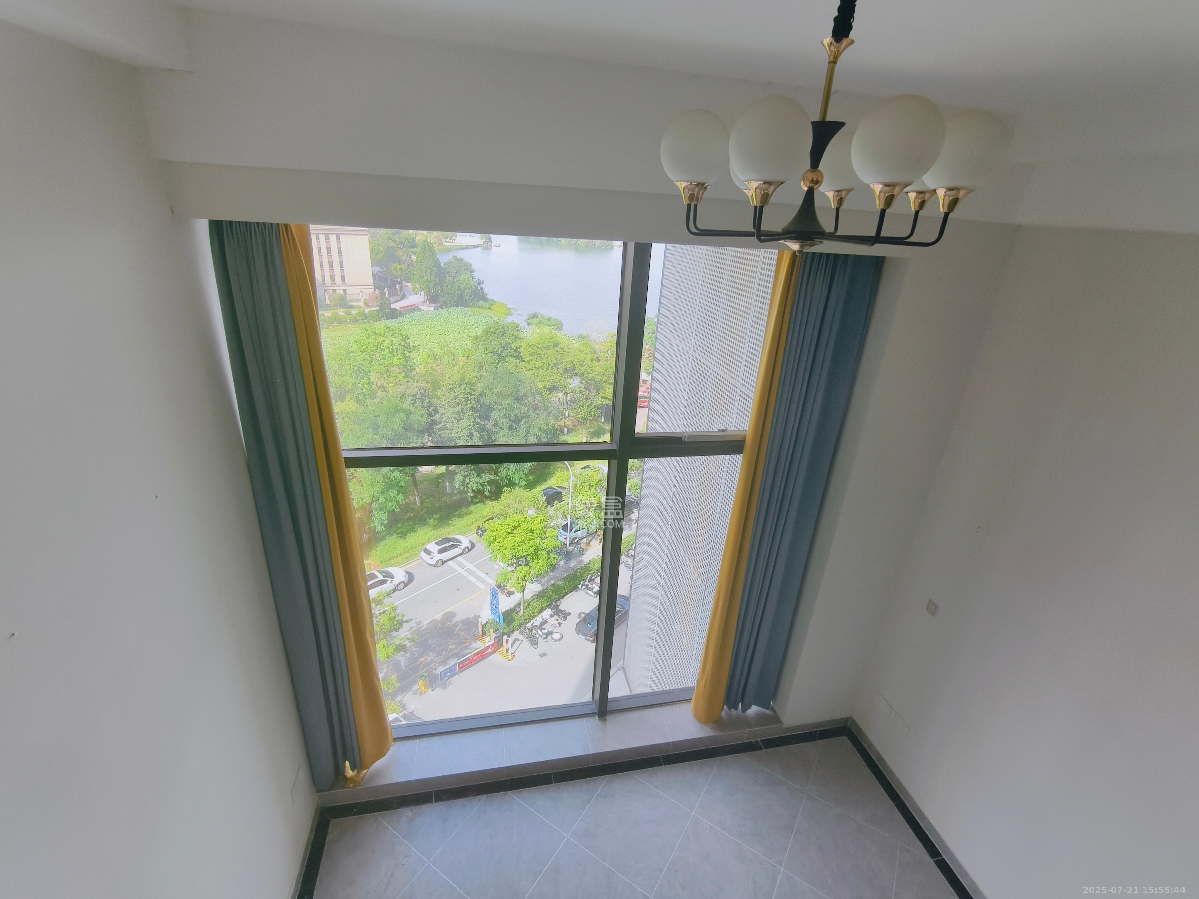 梅溪半岛 1室0厅0卫 2500.0元/月 梅溪半岛 1室0厅0卫 2500.0元/月室内图