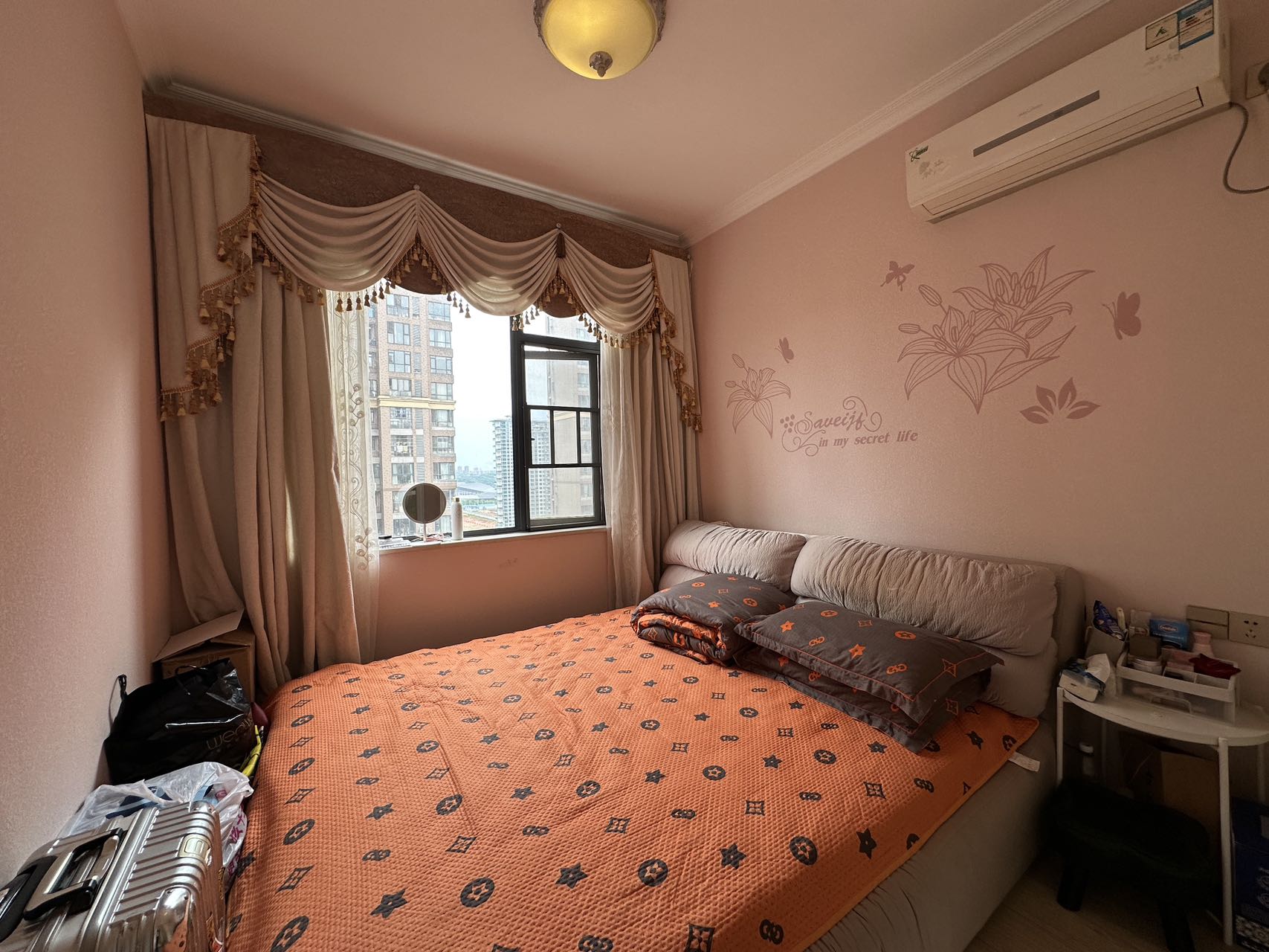 湘银星城  3室2厅1卫    68.0万 湘银星城  3室2厅1卫    68.0万室内图