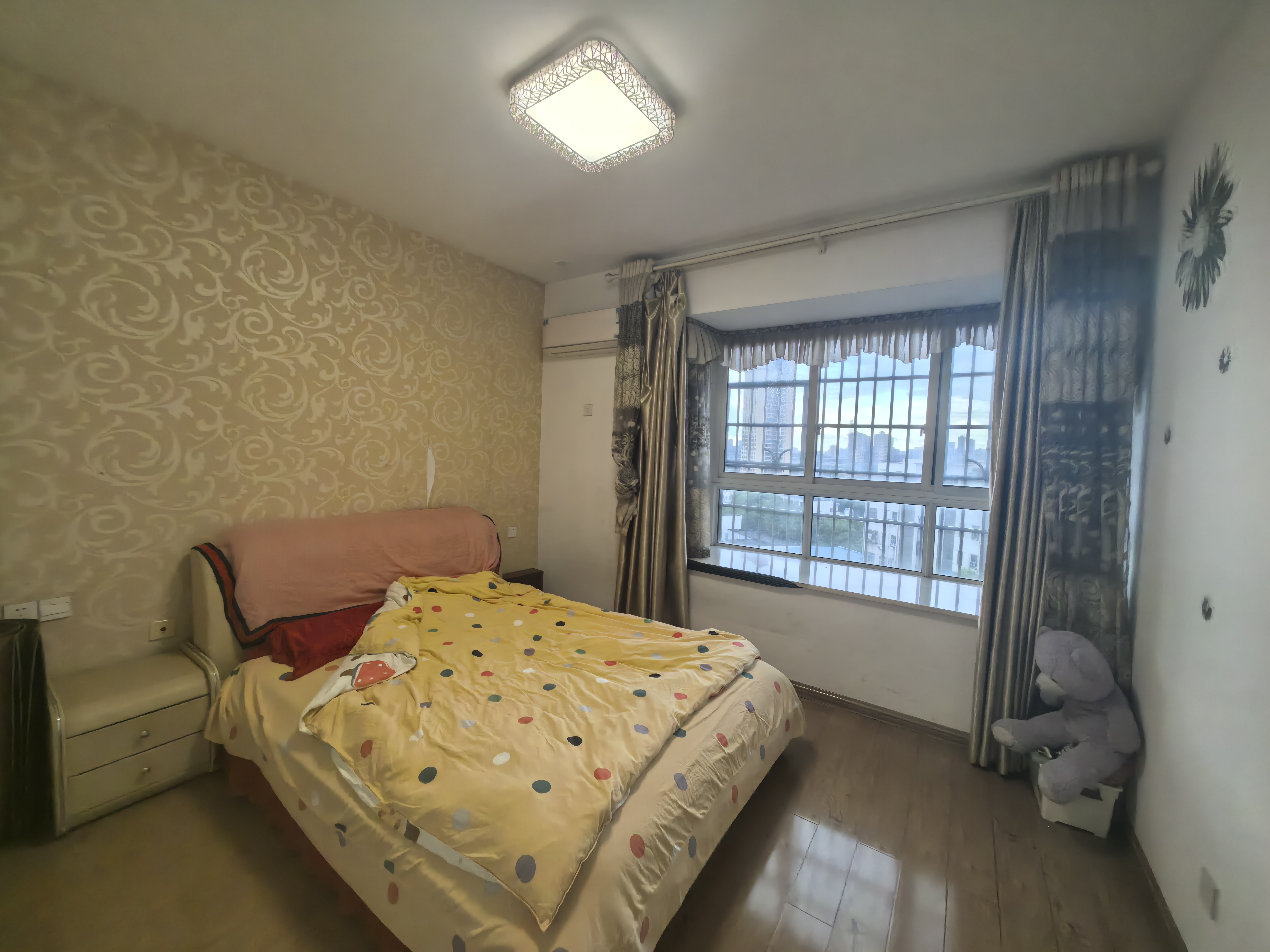 印象华都  2室1厅1卫    29.8万 印象华都  2室1厅1卫    29.8万室内图