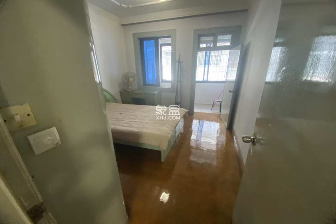 麻园一村  2室2厅1卫    12.8万 麻园一村  2室2厅1卫    12.8万室内图