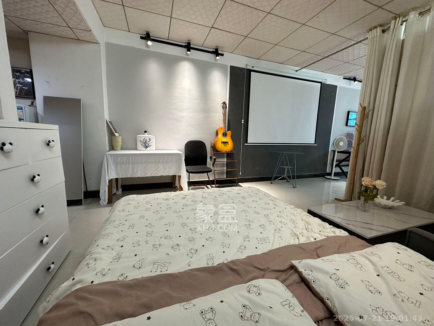 红星商务楼(红星蔬菜批发大市场) 1室1厅1卫 1750.0元/月 红星商务楼(红星蔬菜批发大市场) 1室1厅1卫 1750.0元/月室内图