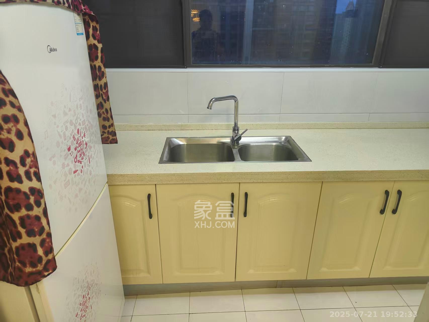 宏聚地中海 2室2厅1卫 1900.0元/月 宏聚地中海 2室2厅1卫 1900.0元/月室内图