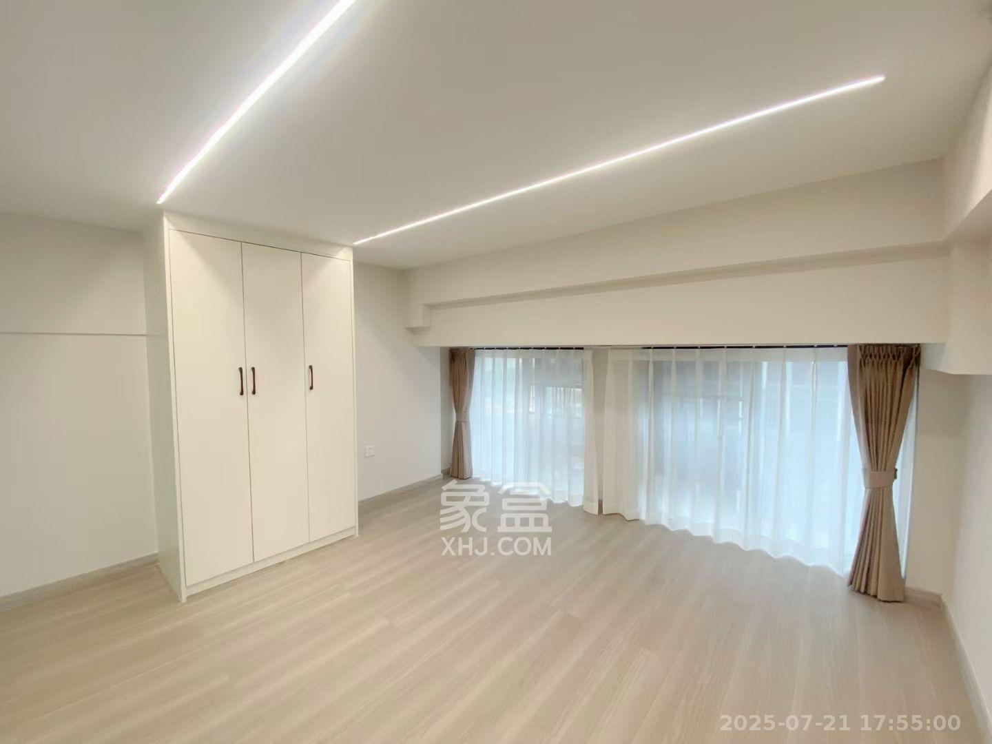万润时光里  1室0厅0卫   1900.00元/月室内图