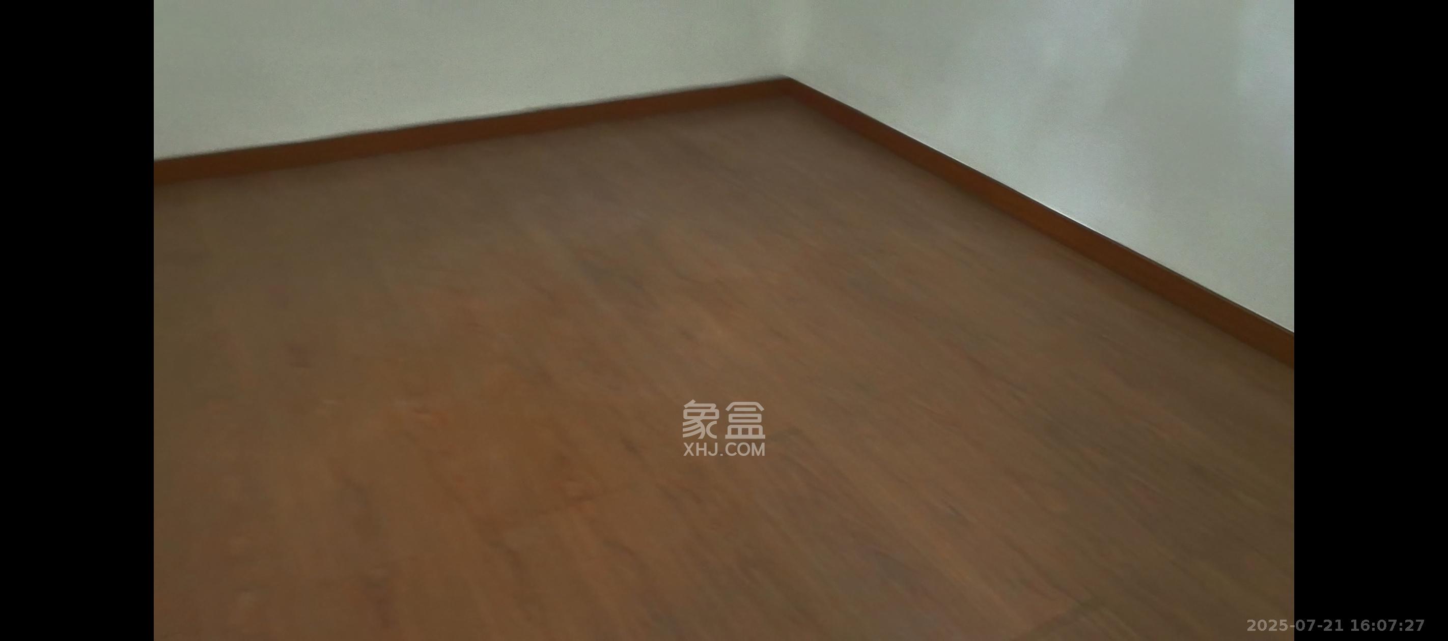 金地格林公馆  3室2厅2卫   2600.00元/月室内图