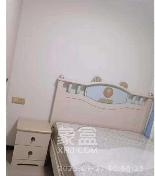 中海阅麓山二期  3室2厅2卫   3300.00元/月室内图