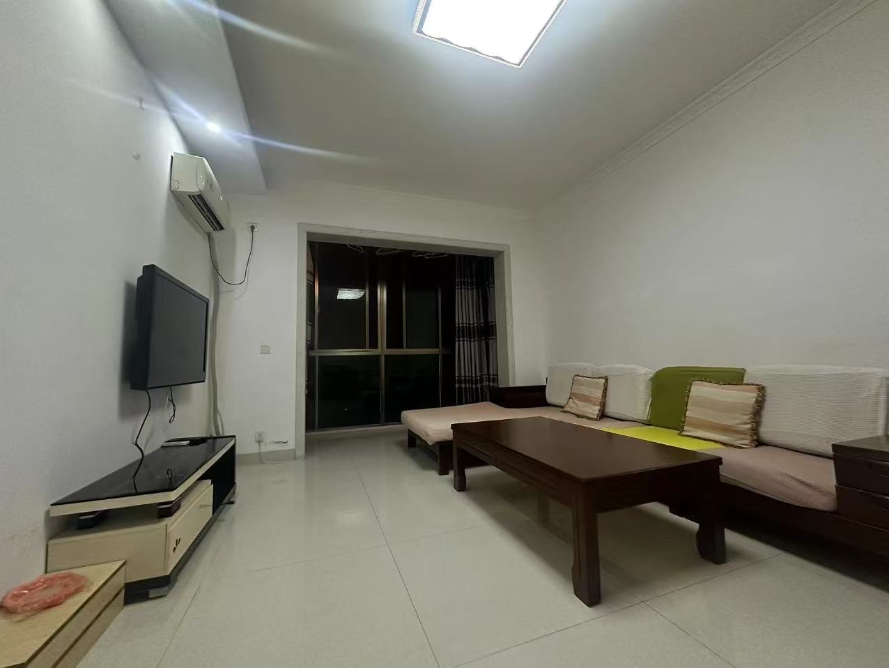 明兴花苑 2室2厅1卫 1600.0元/月 明兴花苑 2室2厅1卫 1600.0元/月室内图